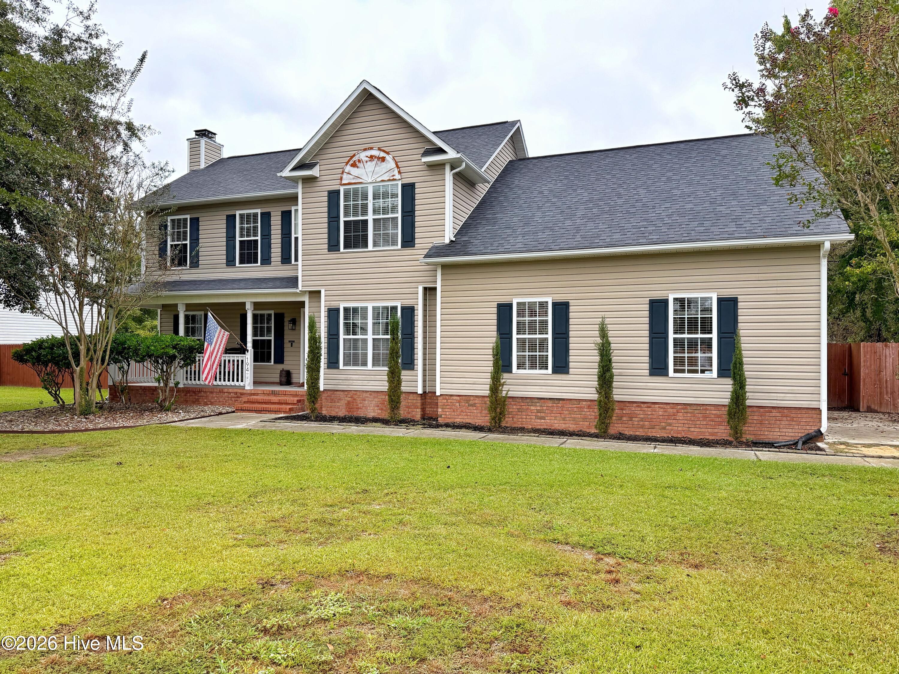 Photo 1 of Single family home for sale at 194 Bridlewood Dr, Jacksonville, NC 28540 | MLS# 100608938 | Listing updated on 2026-10-08