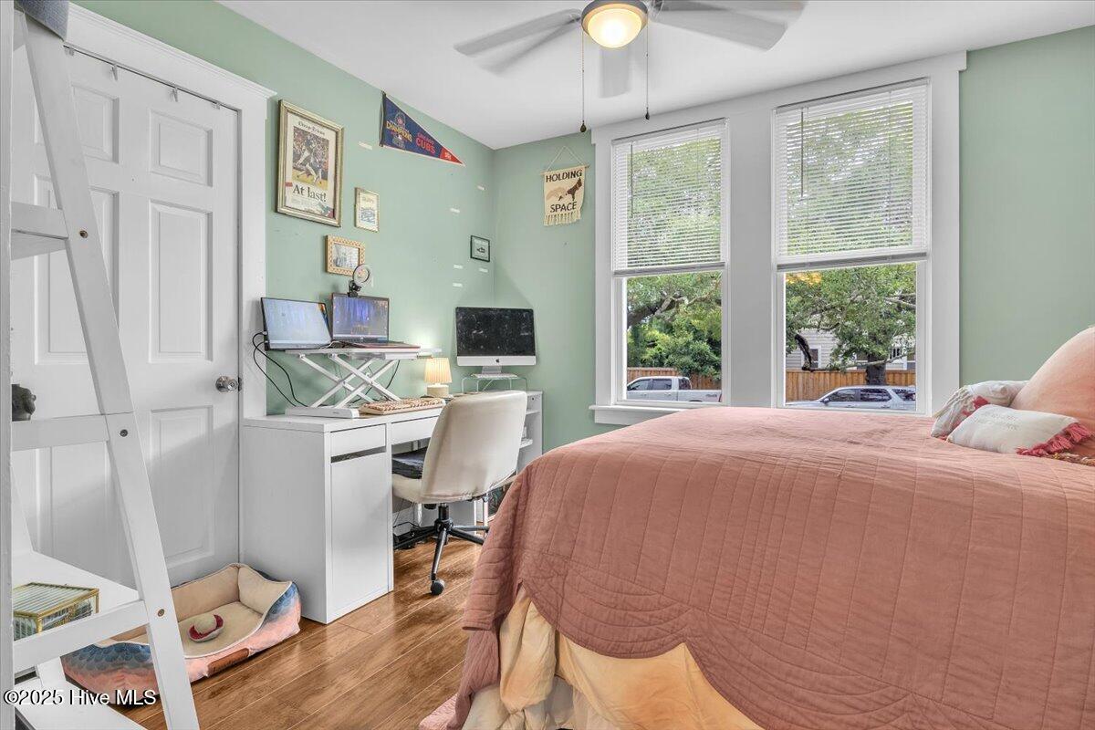 100525423 | Photo 17