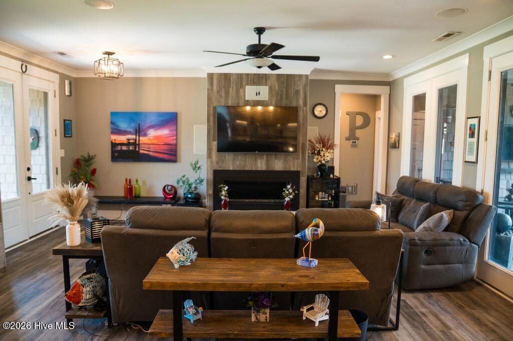 906 Marshview Court,Hubert