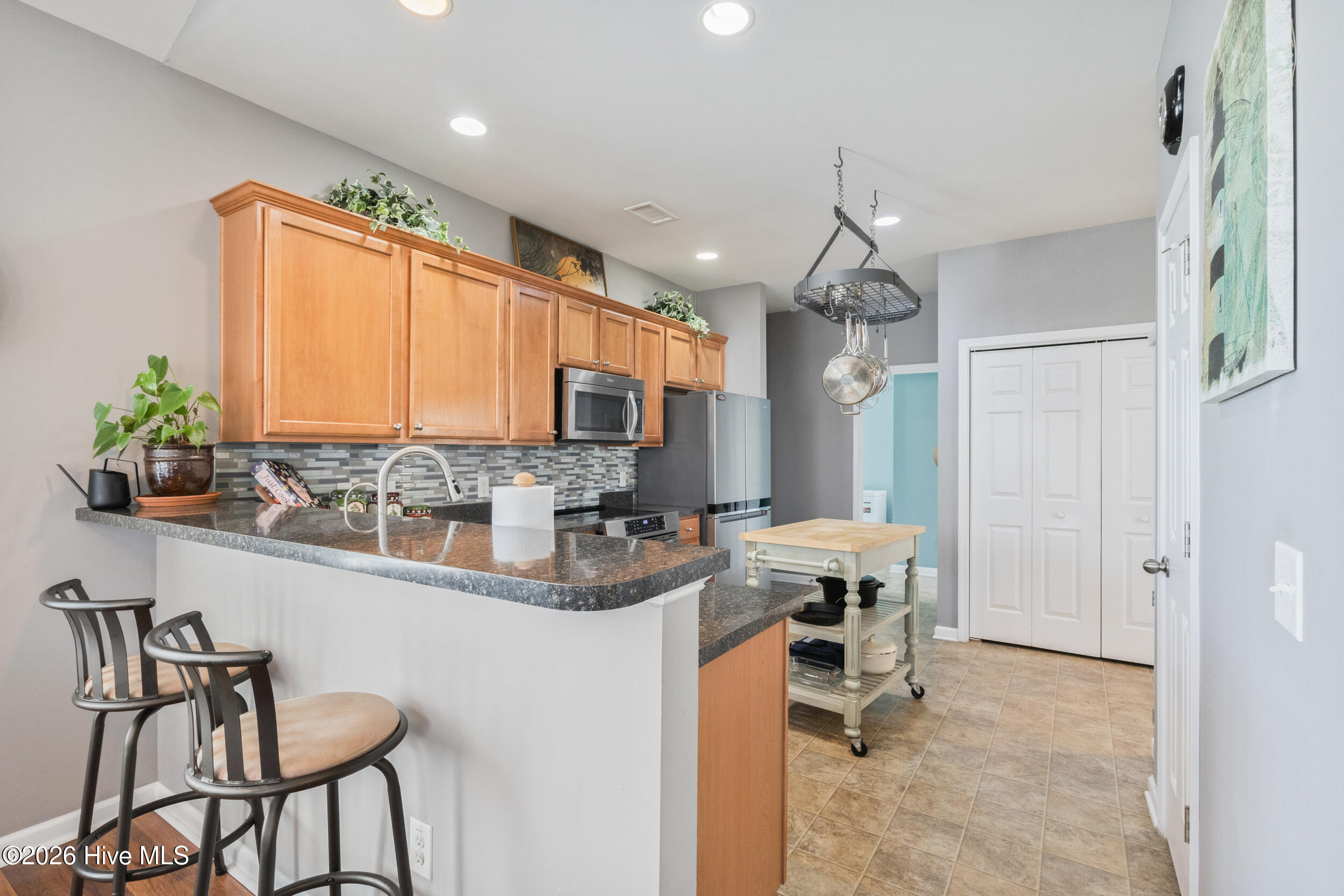 100565406 | Photo 12