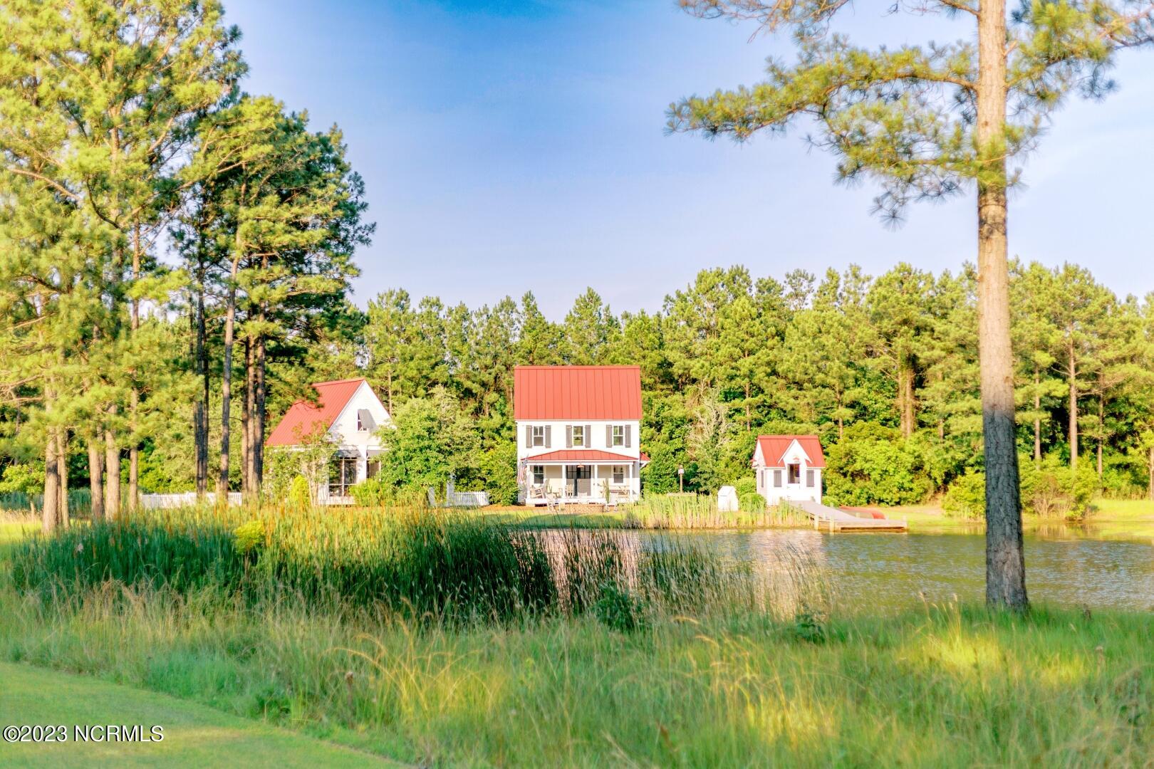 175 River Watch Road, Oriental, NC, 28571