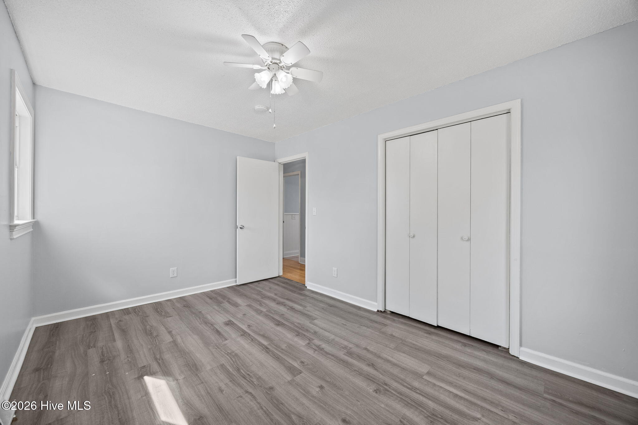 100554727 | Photo 17