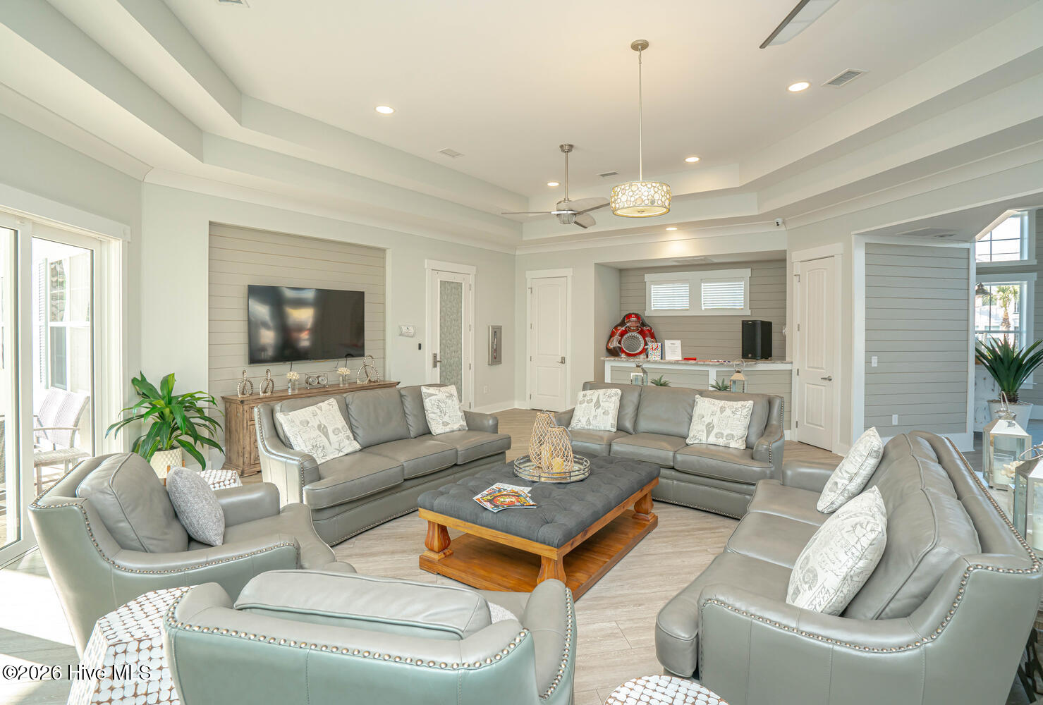 100555631 | Photo 13