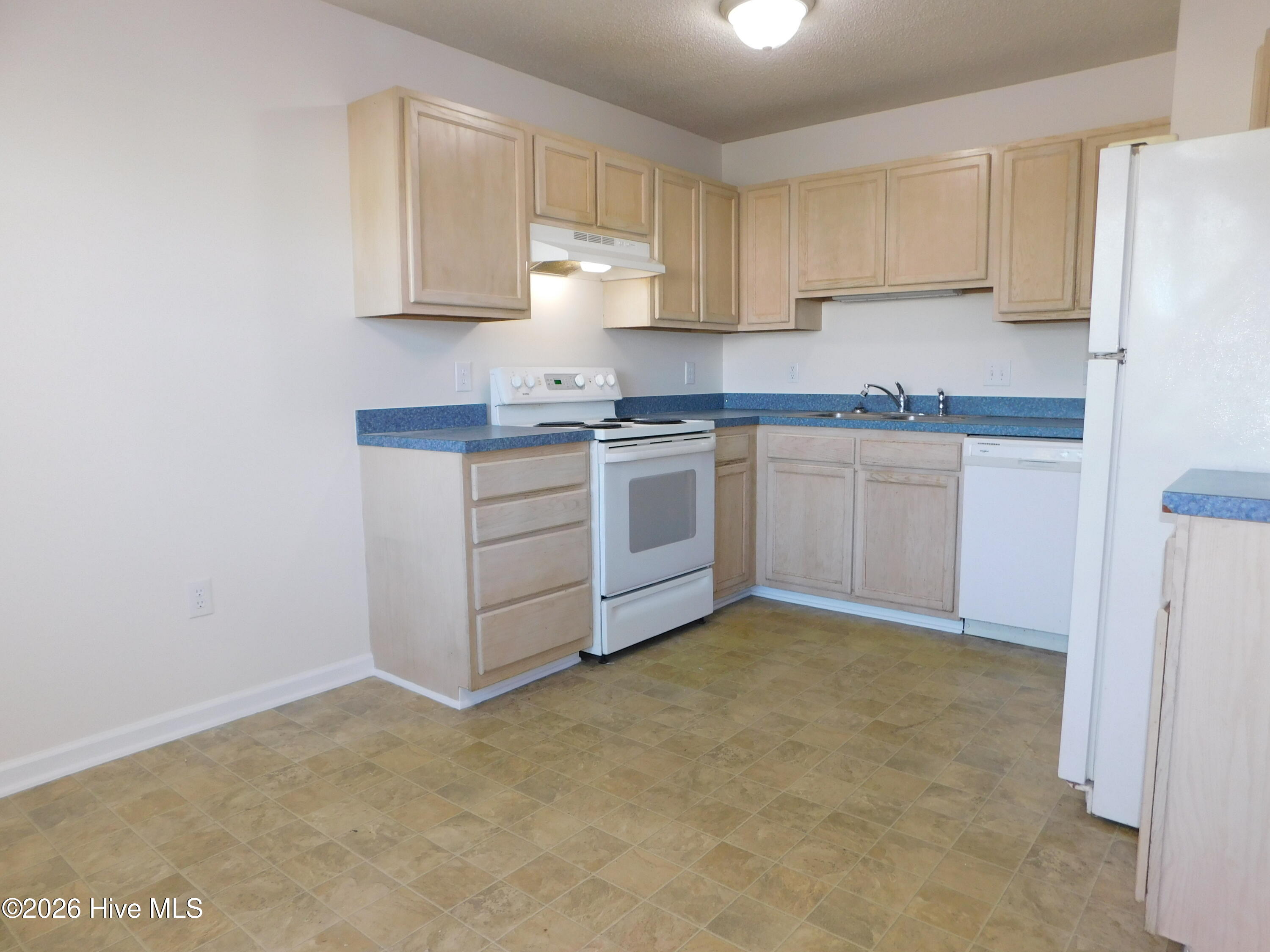 303 Courtyard E 303,Beaufort
