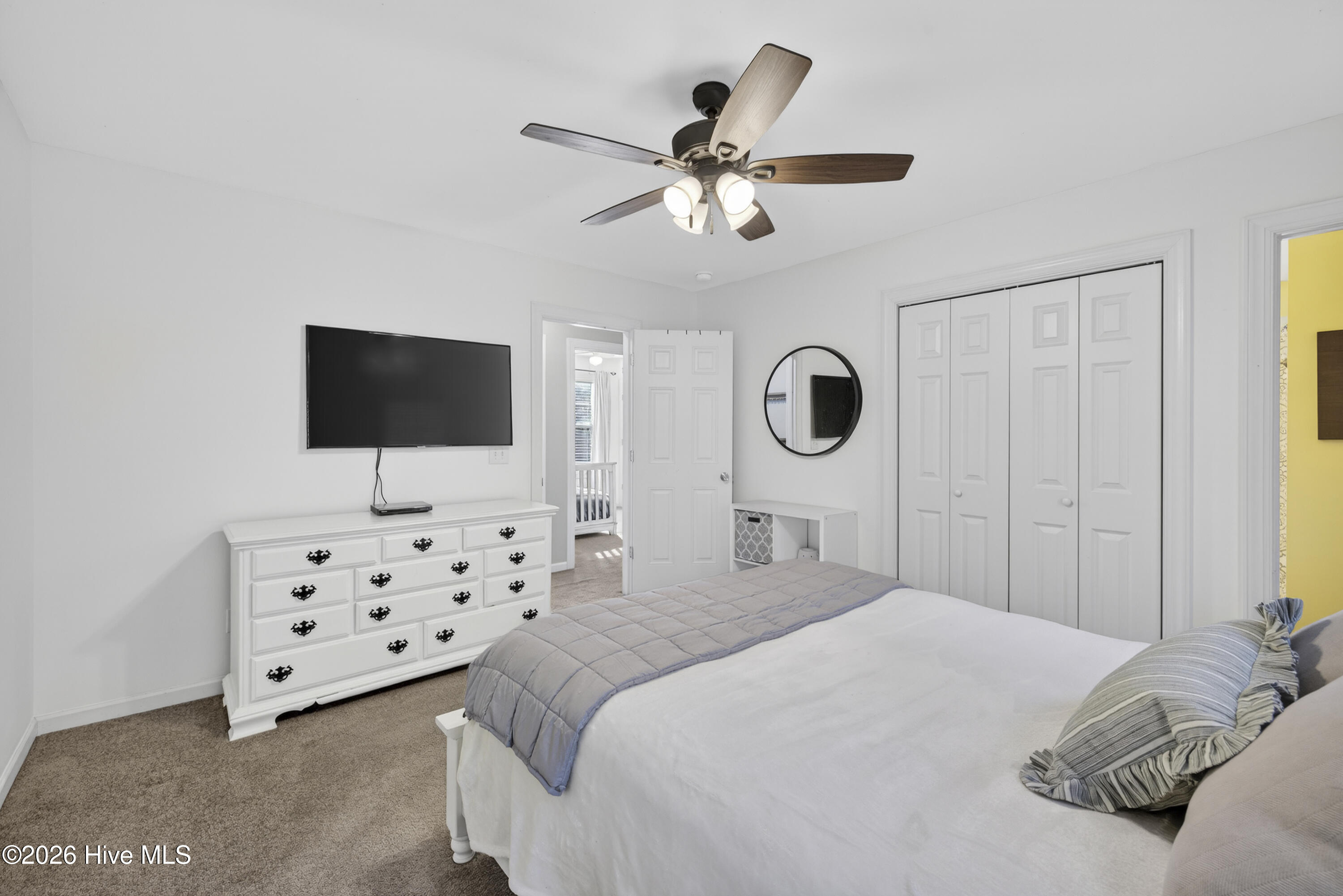 100549081 | Photo 17