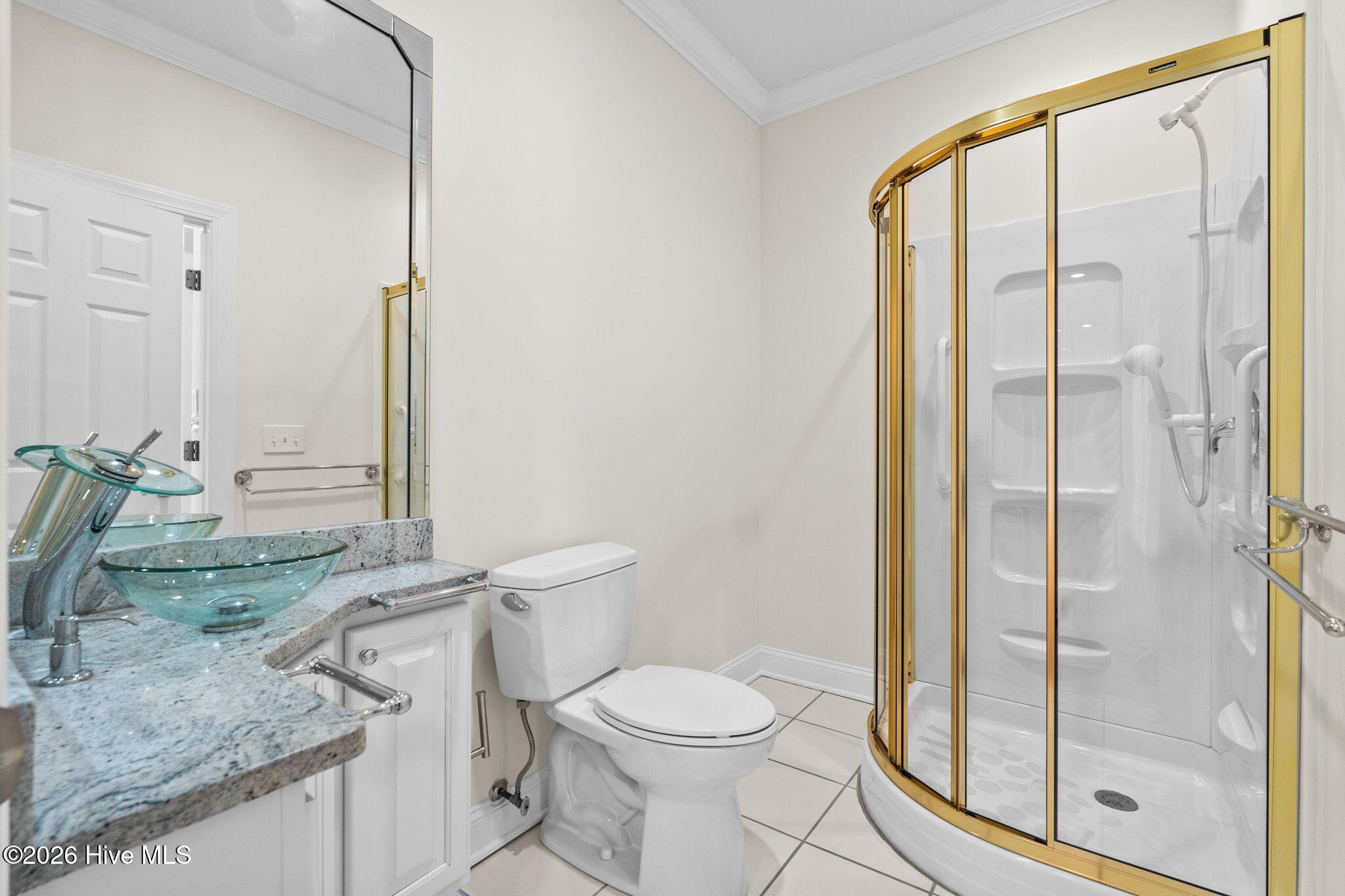 100564967 | Photo 27