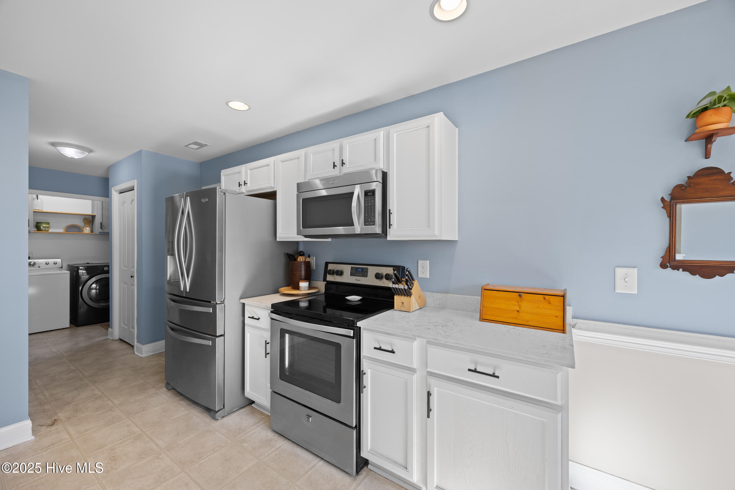 100545766 | Photo 10