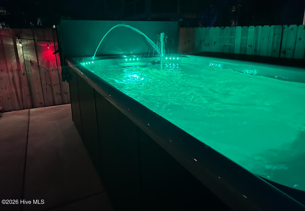 100509824 | Photo 37