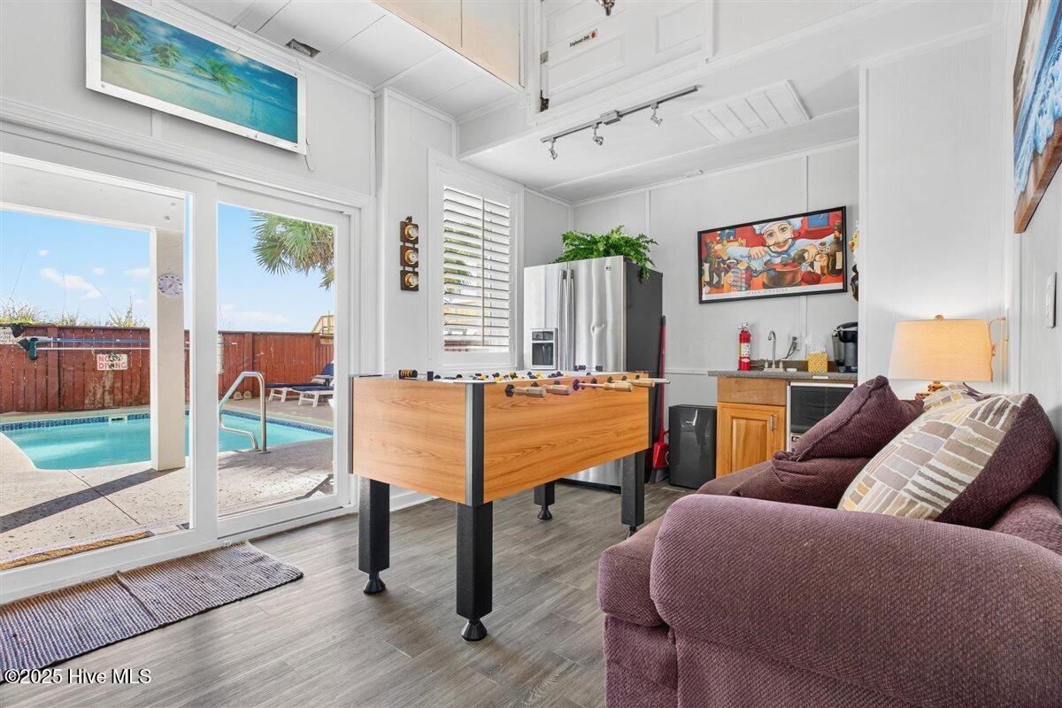 100538364 | Photo 66