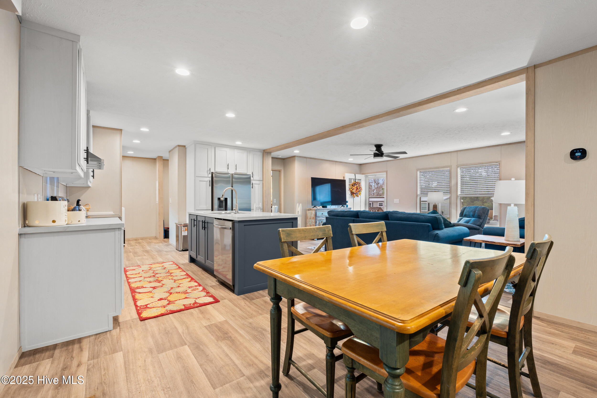 100543638 | Photo 16