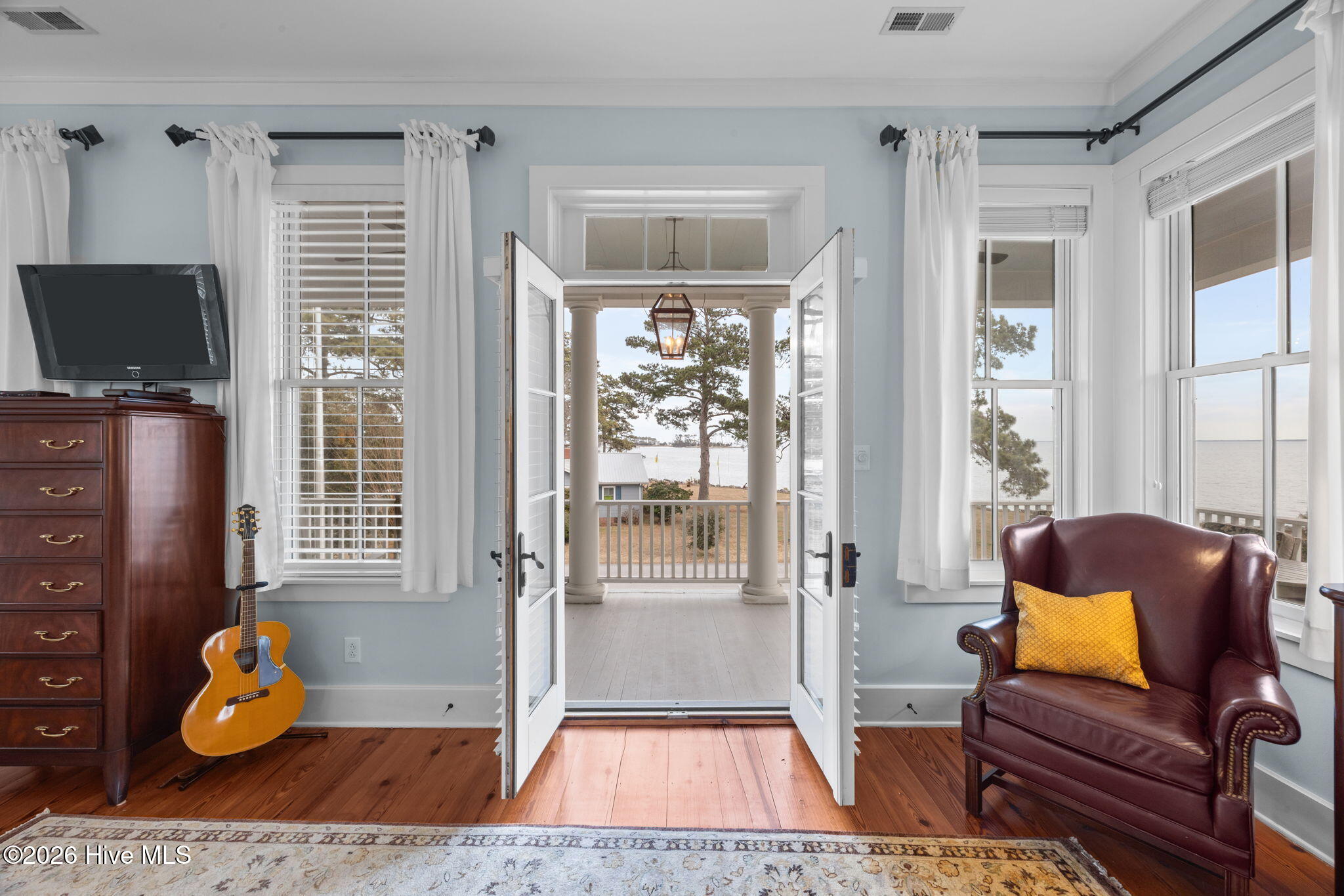 73-web-or-mls-0C0A0557