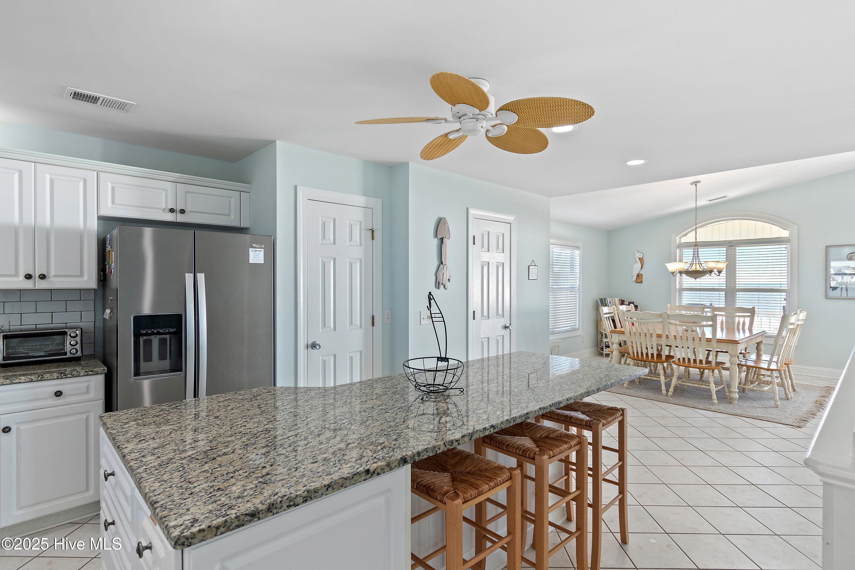 100541214 | Photo 18