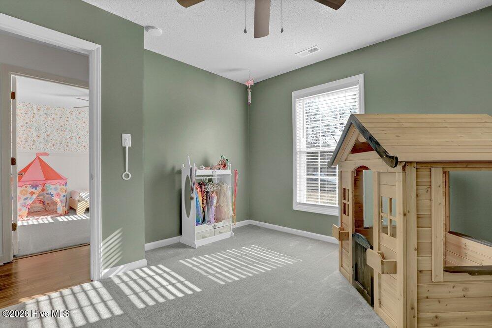 100557647 | Photo 20