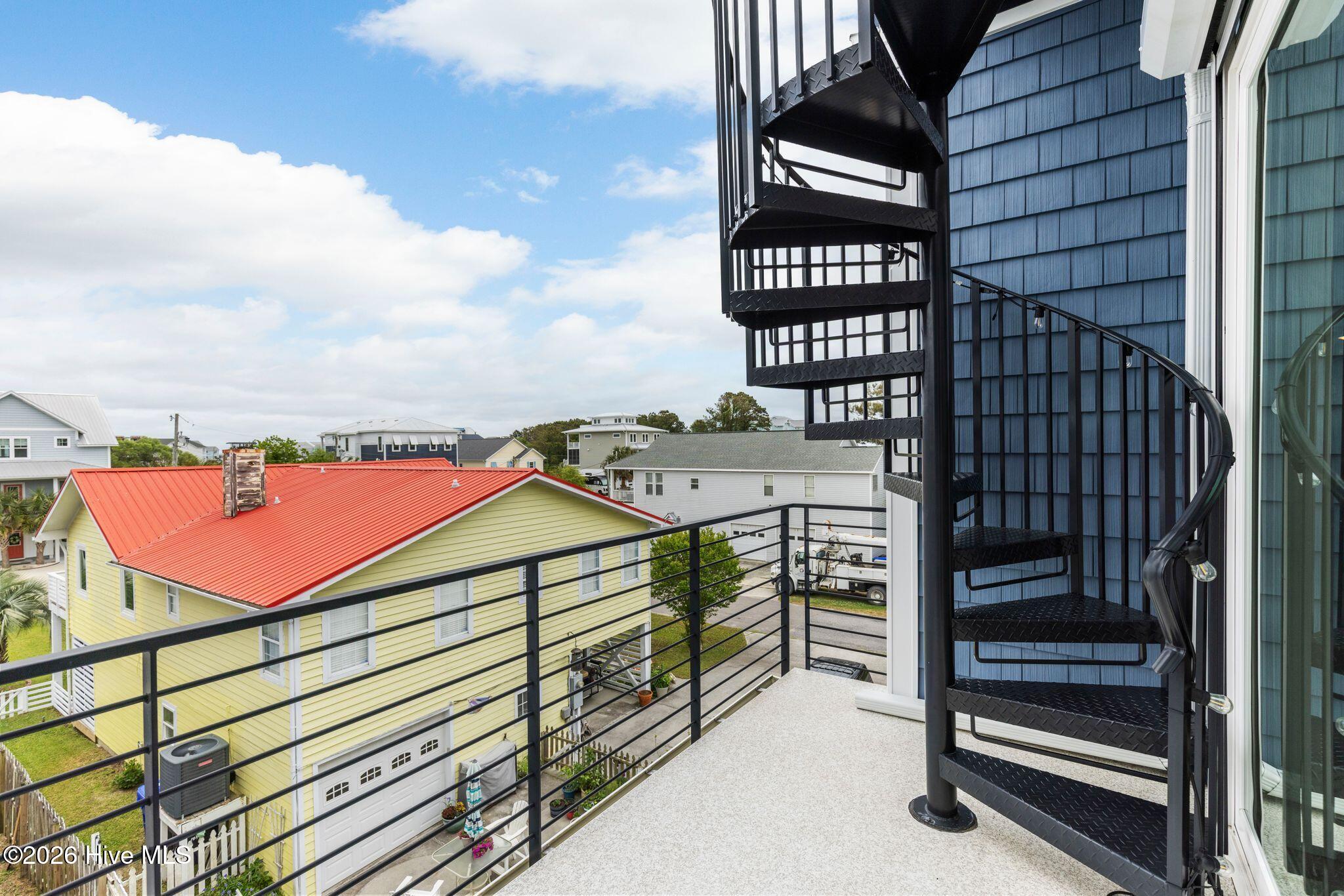 100570540 | Photo 52