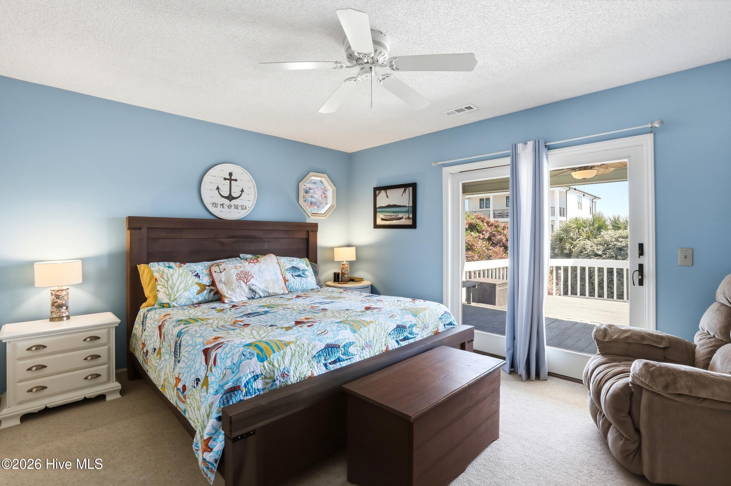 100565033 | Photo 12