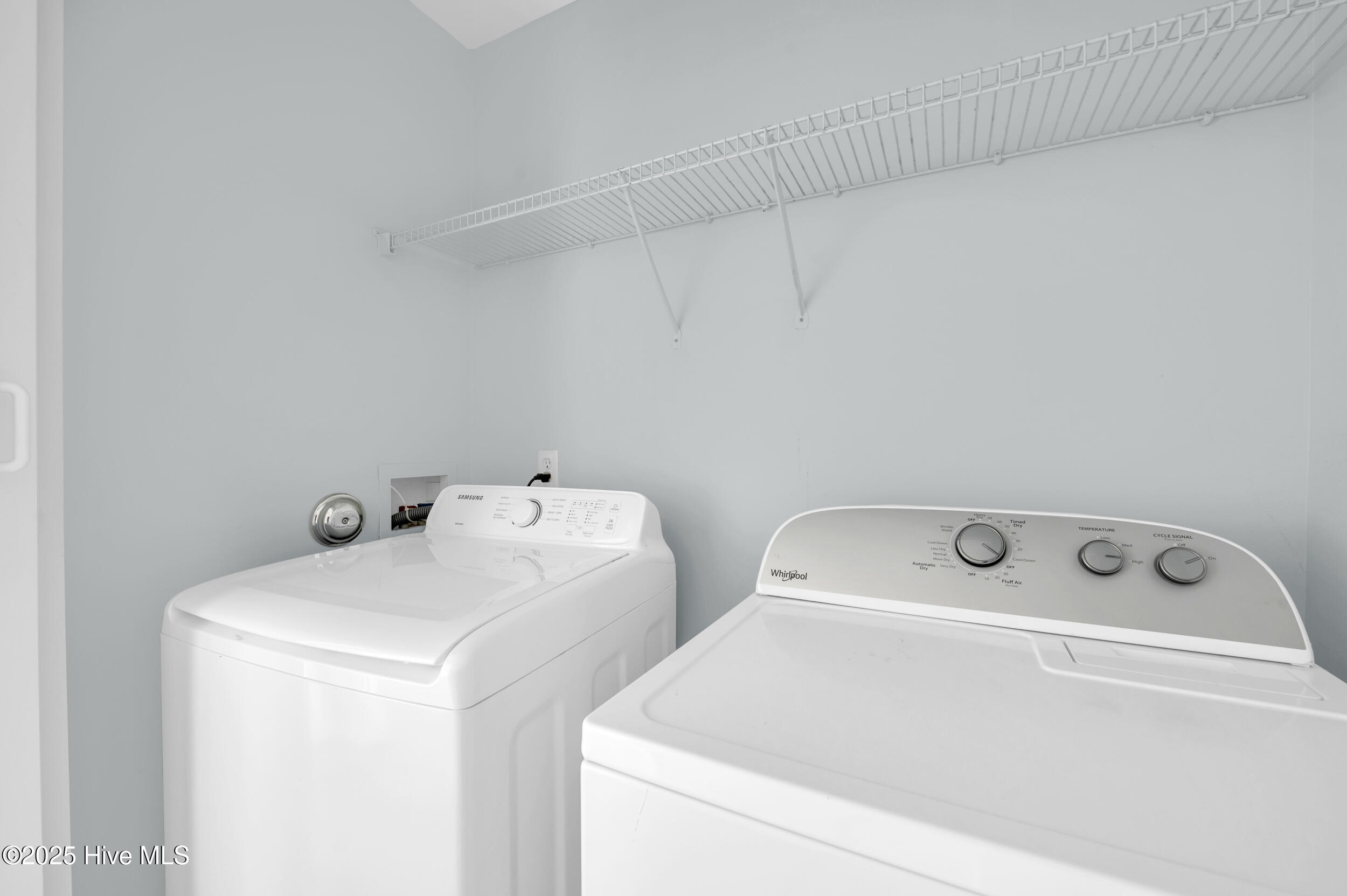 100543568 | Photo 21