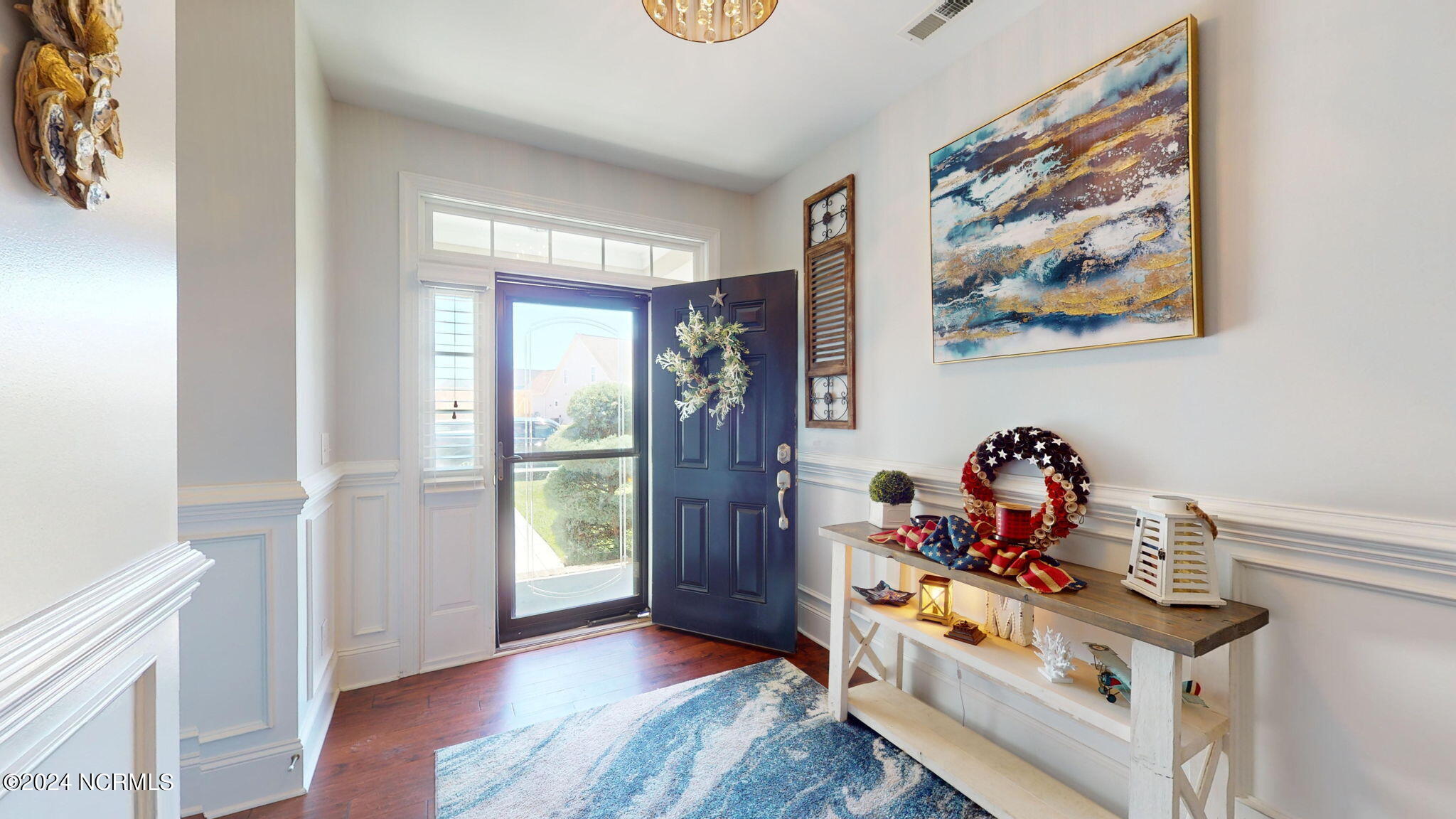 Front Entry Foyer
