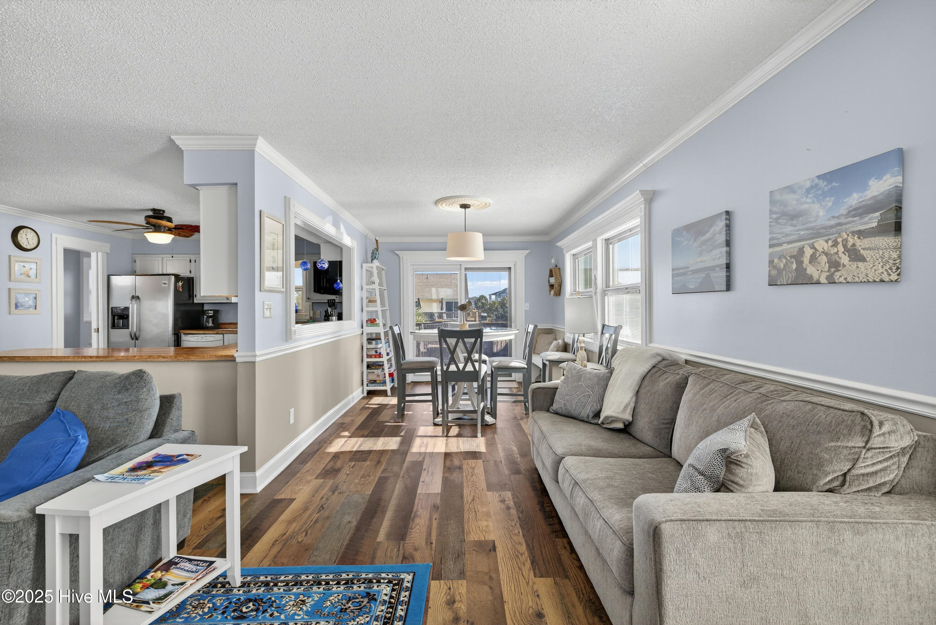 100542400 | Photo 13