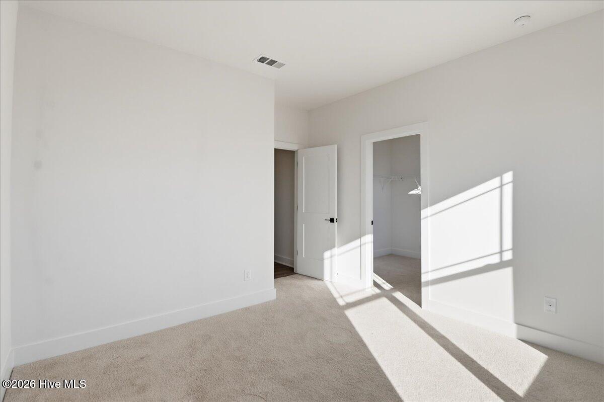 100552379 | Photo 20