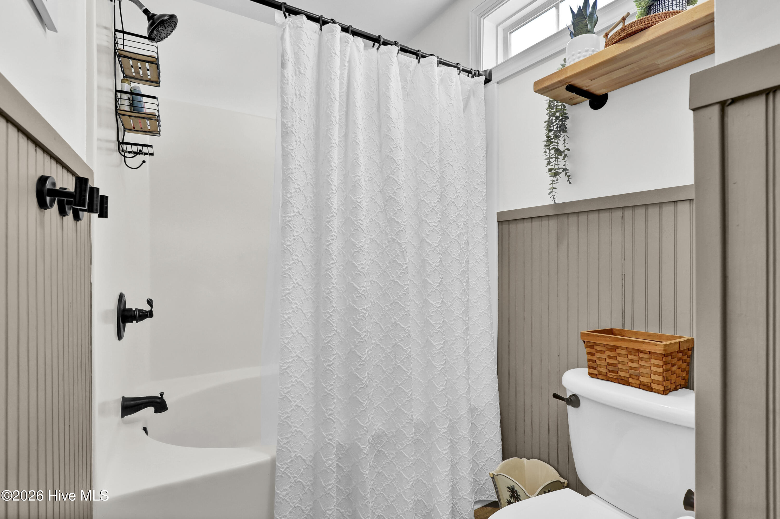 100552023 | Photo 18