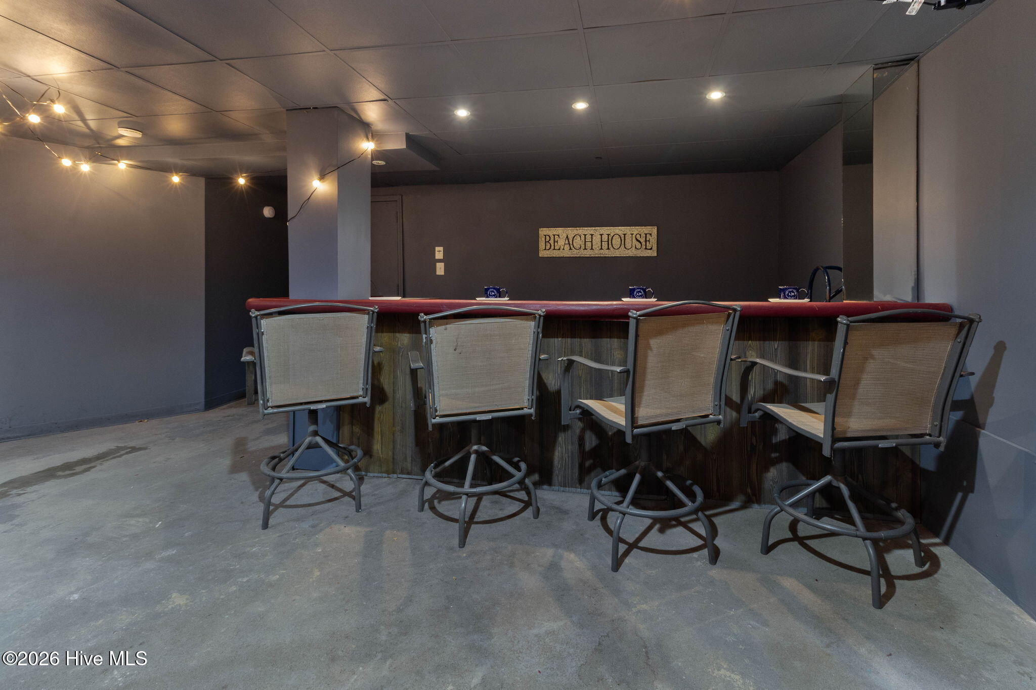 100555843 | Photo 37