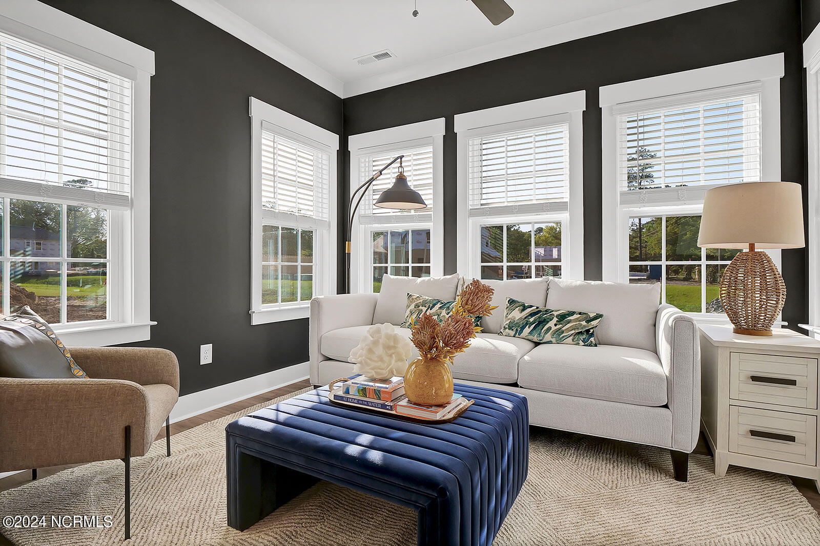 100547755 | Photo 13