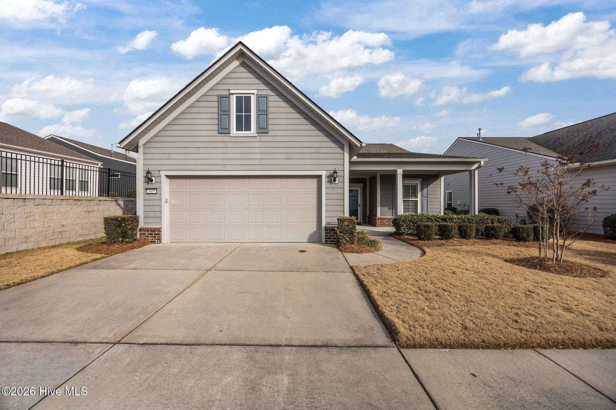 100552007 | Photo 15