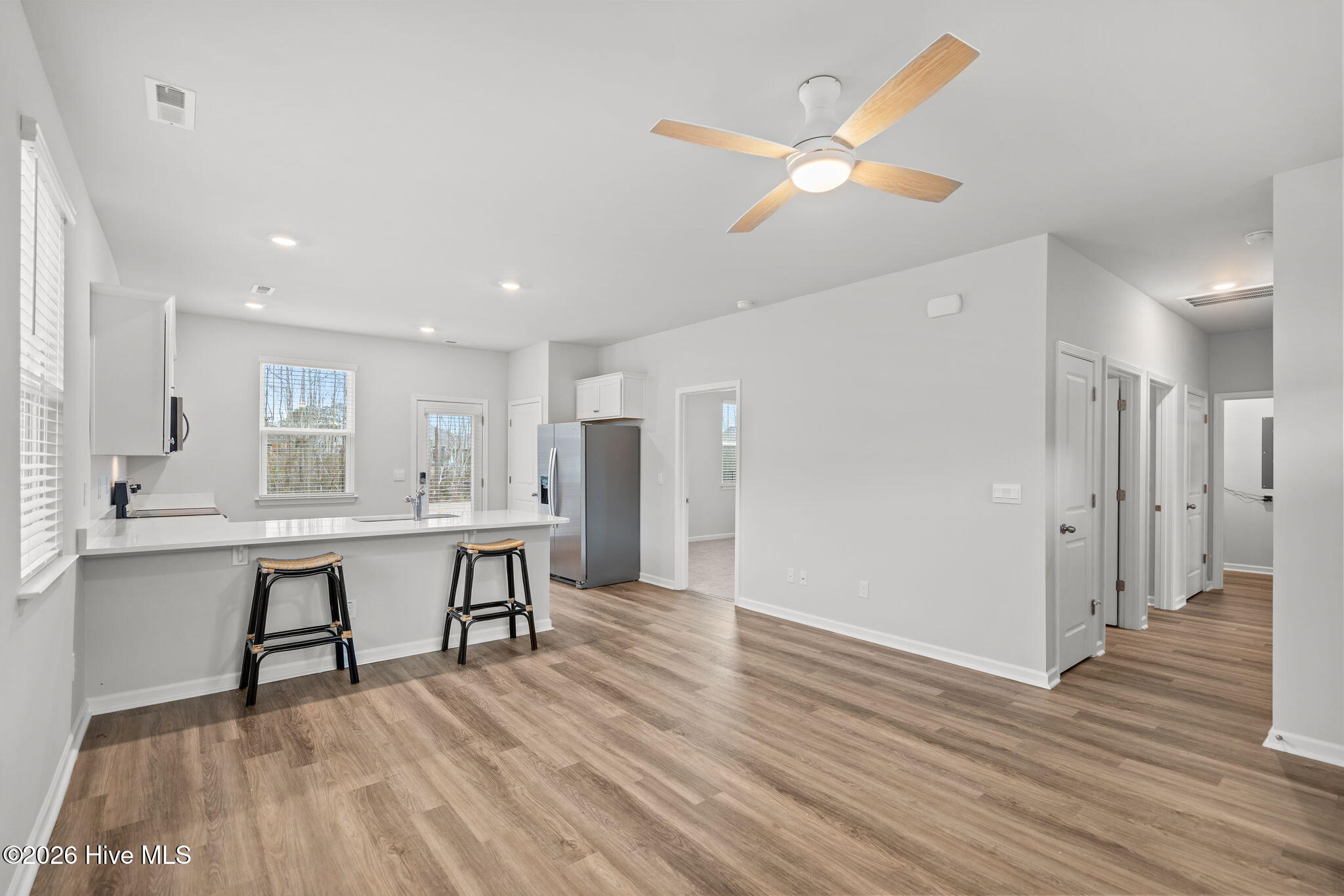 100548880 | Photo 13