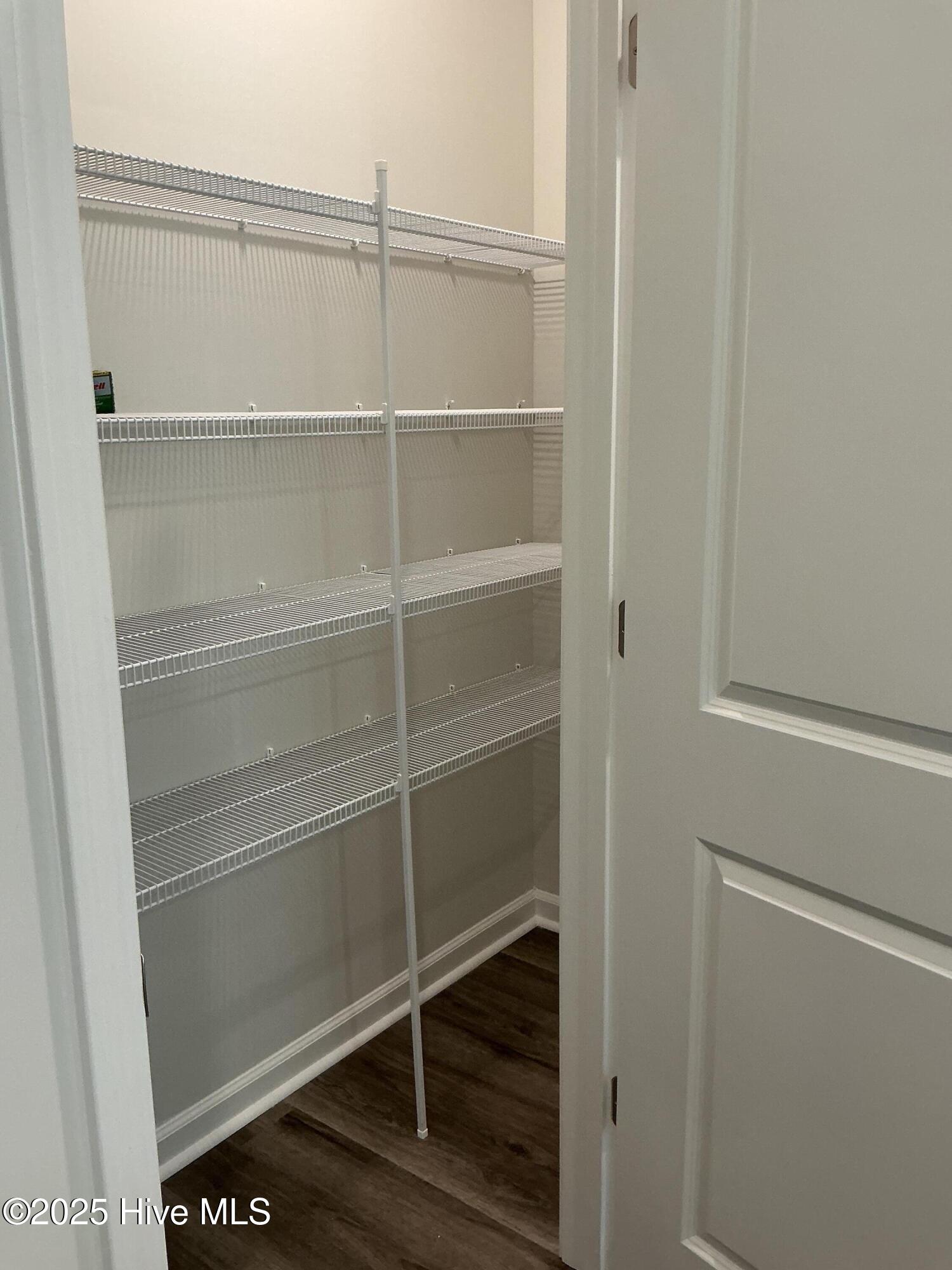 100524327 | Photo 13