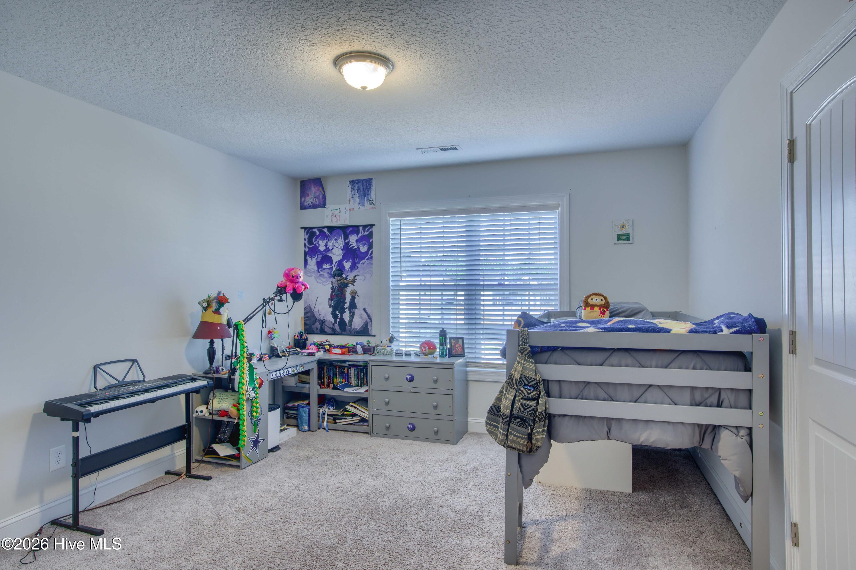 100549556 | Photo 28