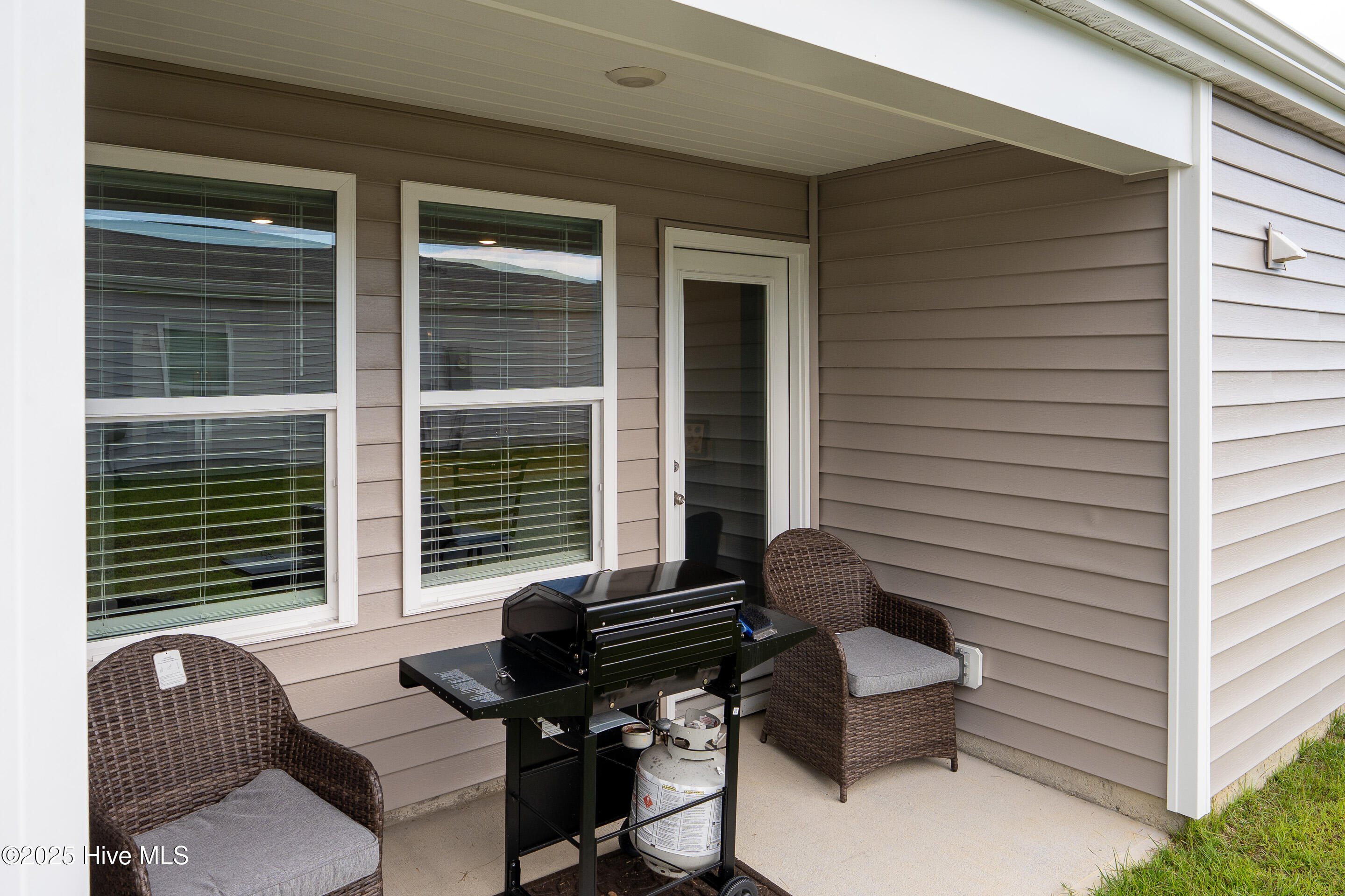 100524246 | Photo 23