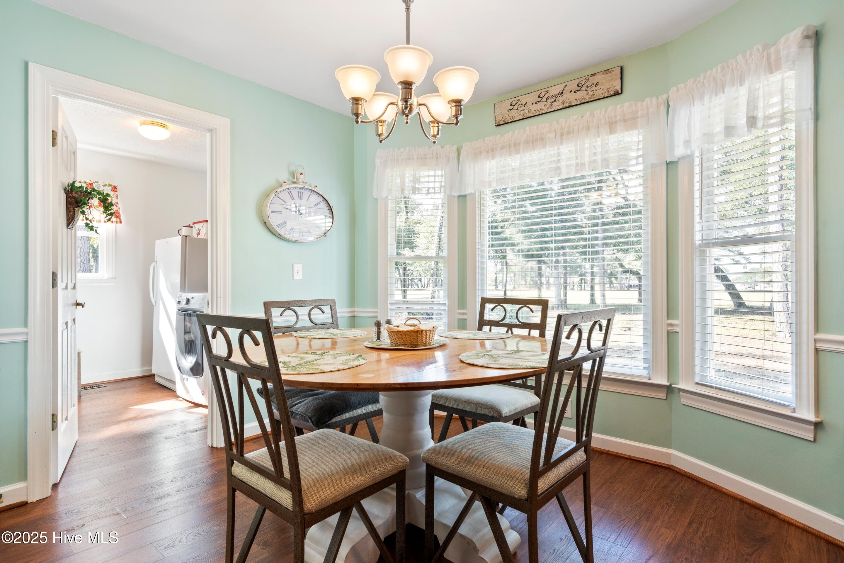 100539788 | Photo 12