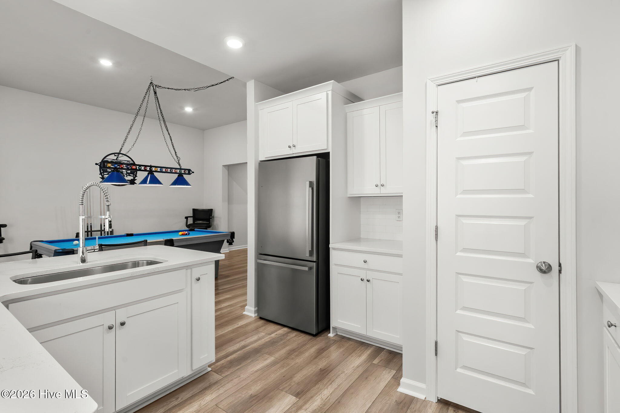 100557822 | Photo 18