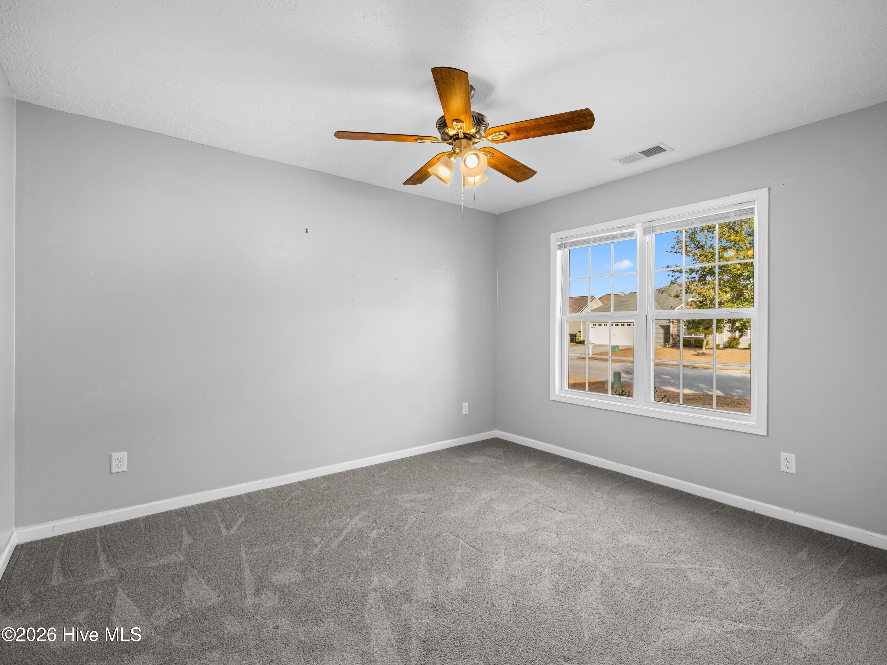 100547952 | Photo 31