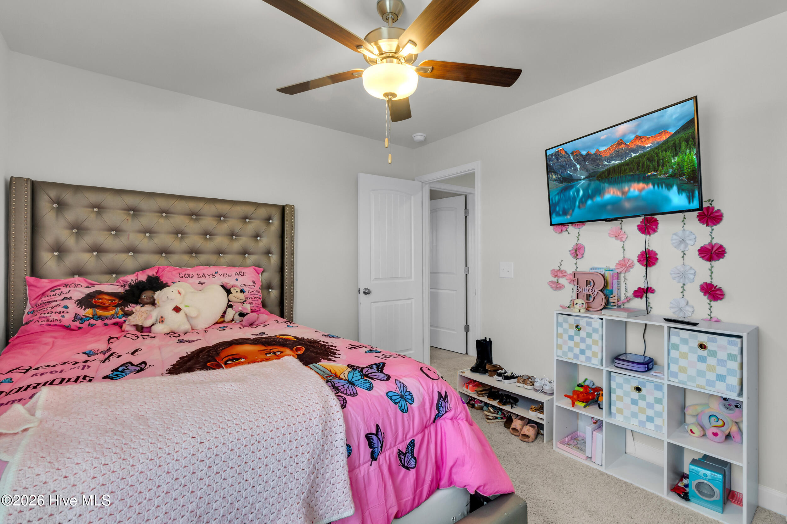 100547188 | Photo 21