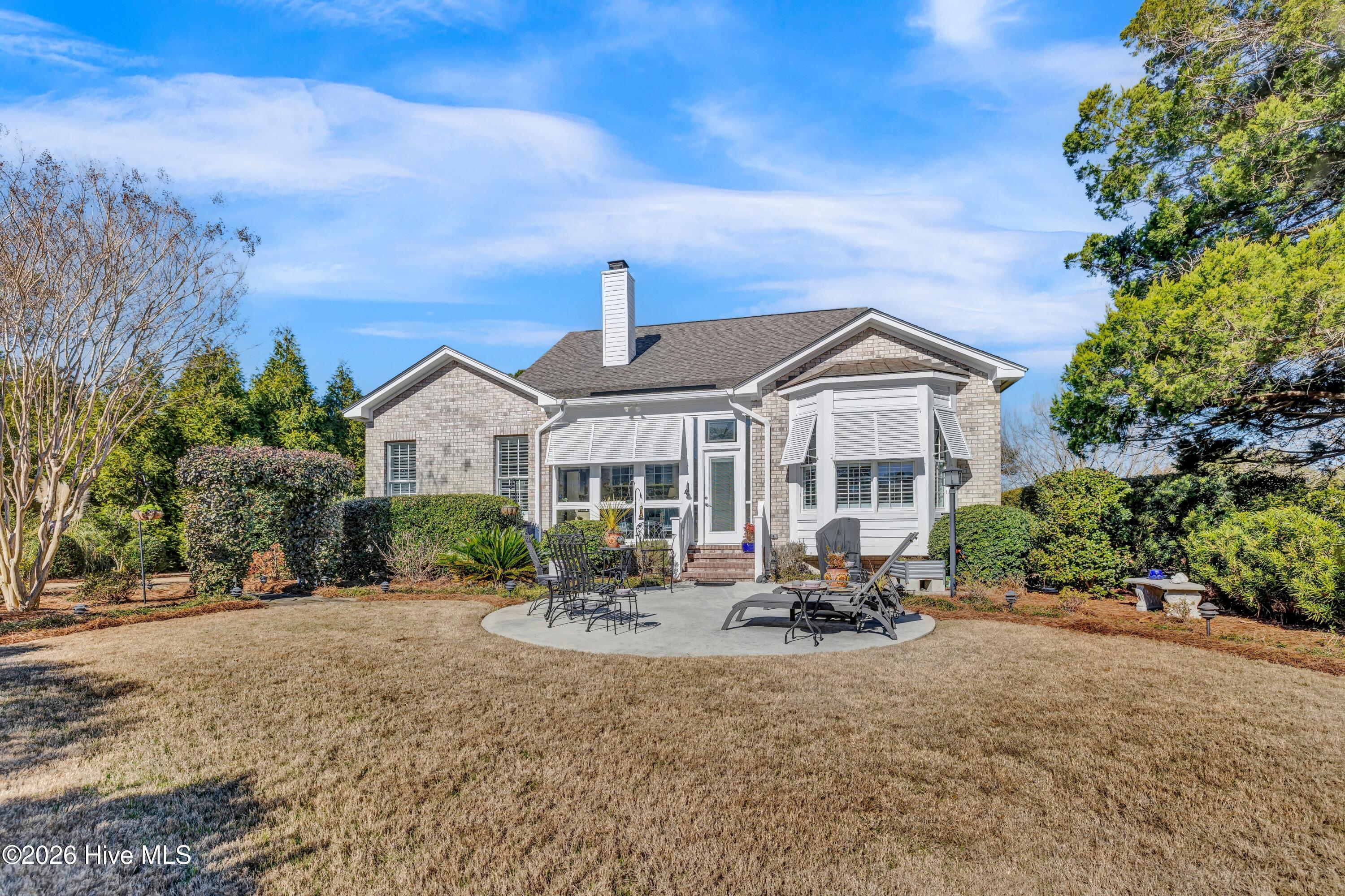 100548957 | Photo 33