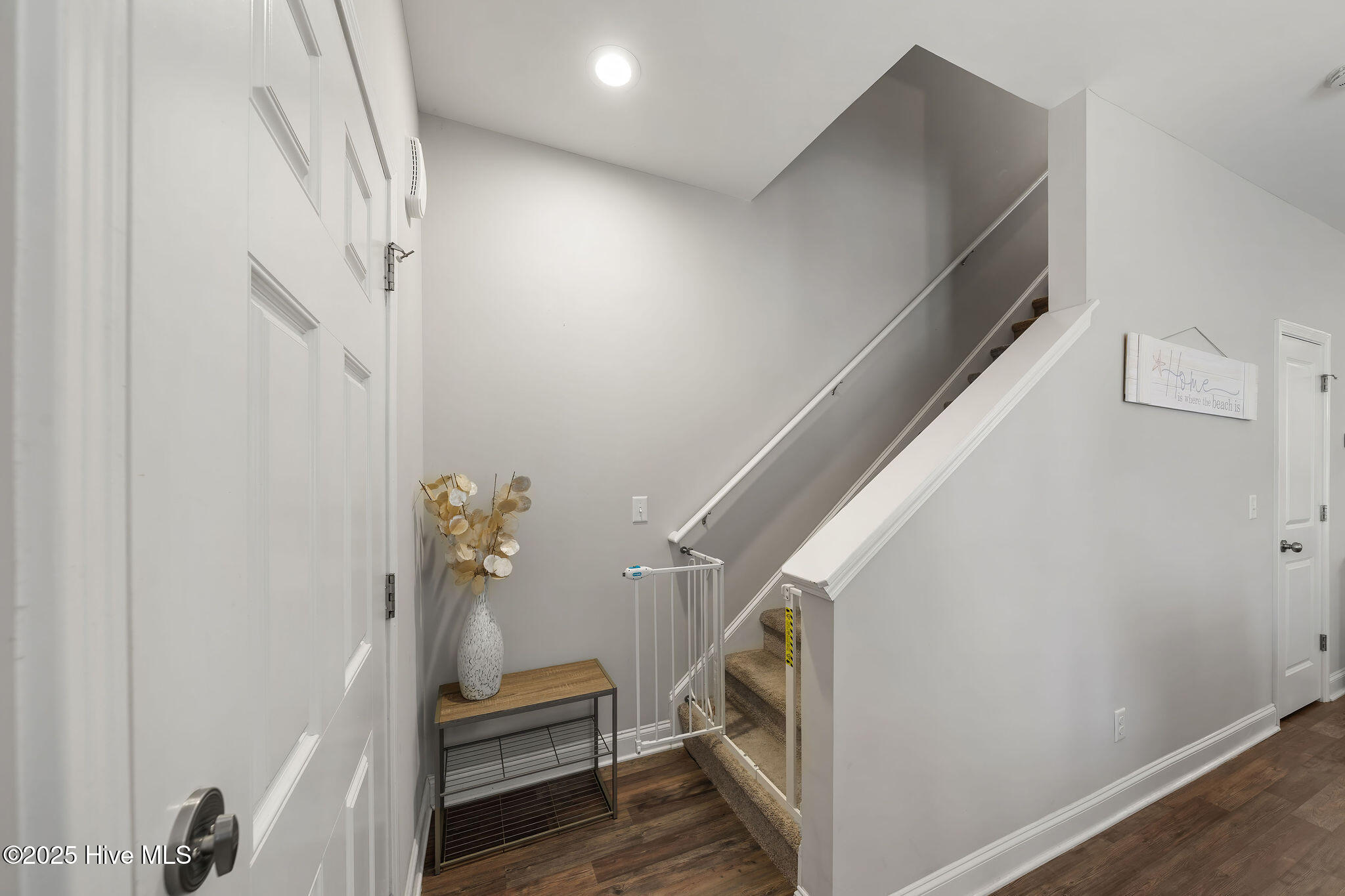 100545162 | Photo 27