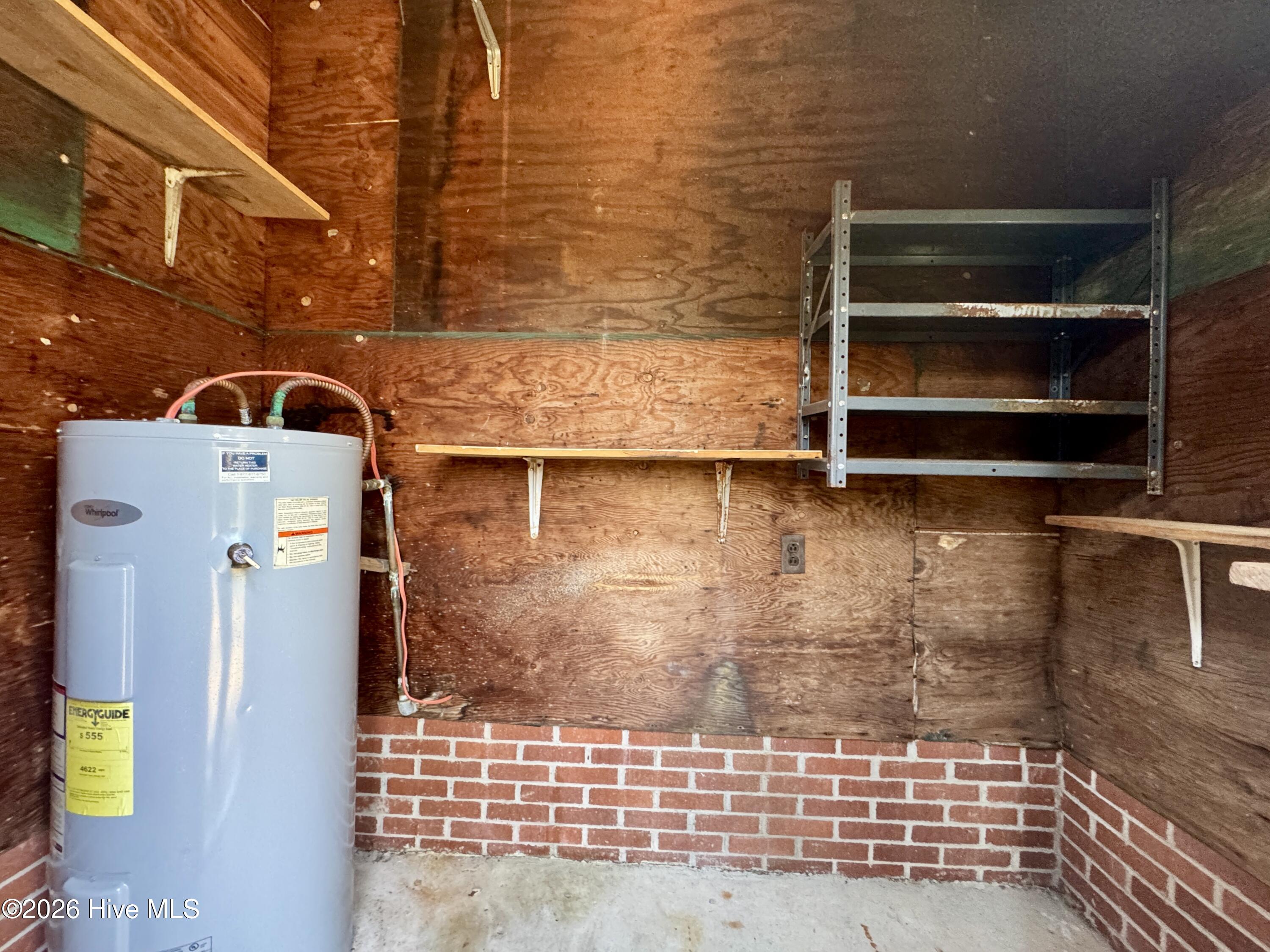 100548728 | Photo 10