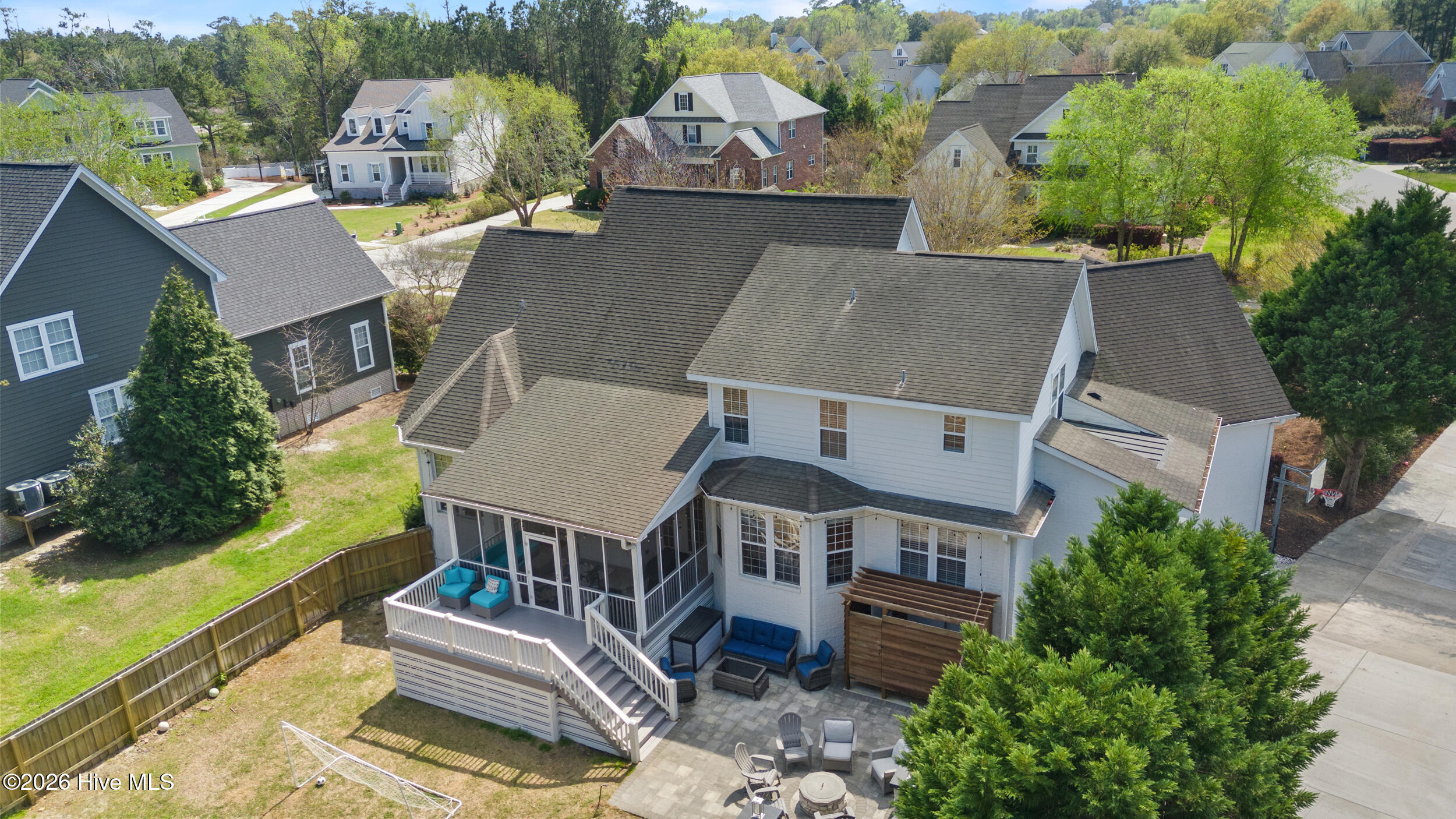 100565771 | Photo 66