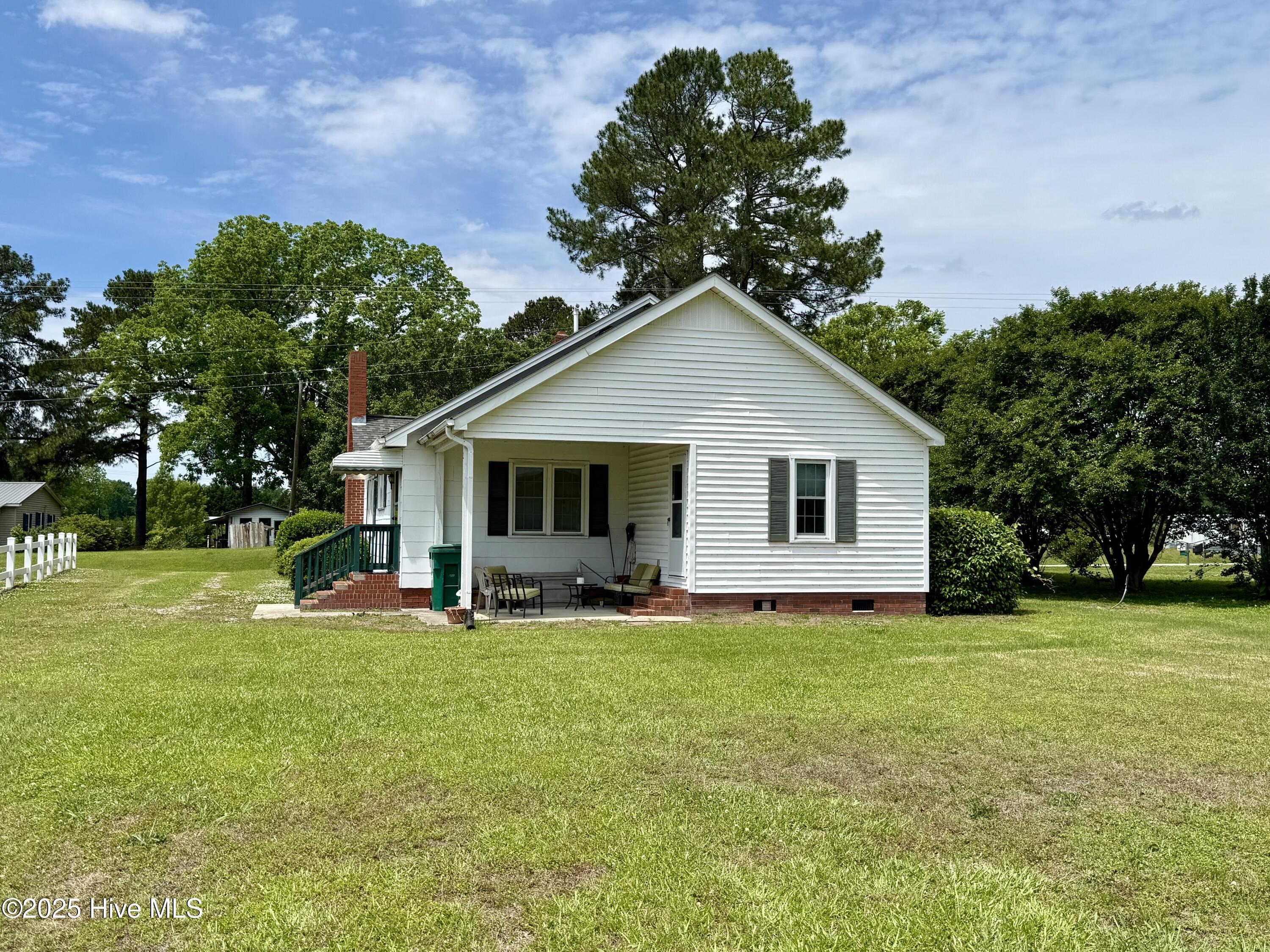 Homes for sale in Williamston, NC | 3773 Bear Grass Rd, Williamston, NC 27892 | MLS# 100506345