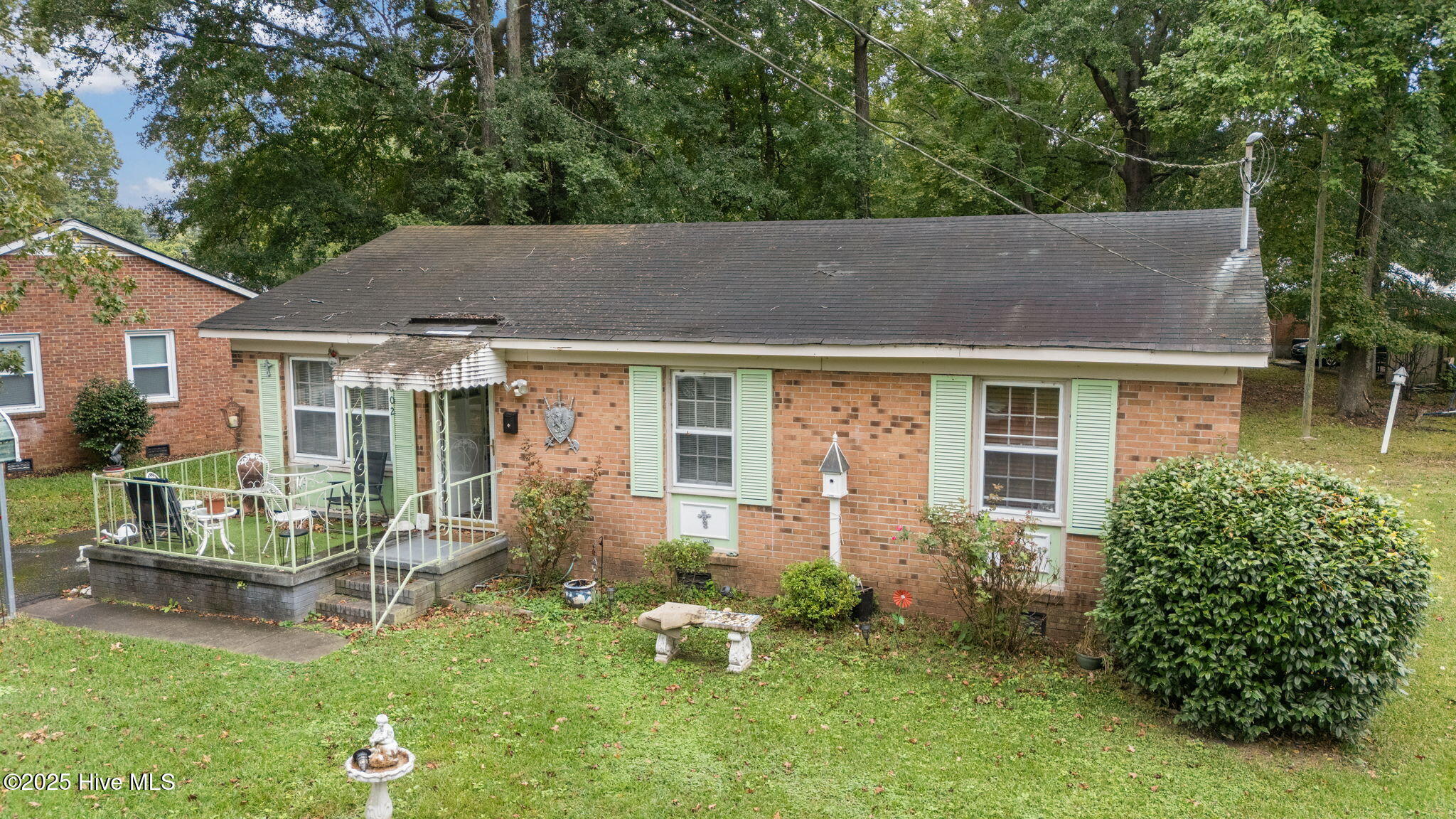 Property at 602 Meadows Lane