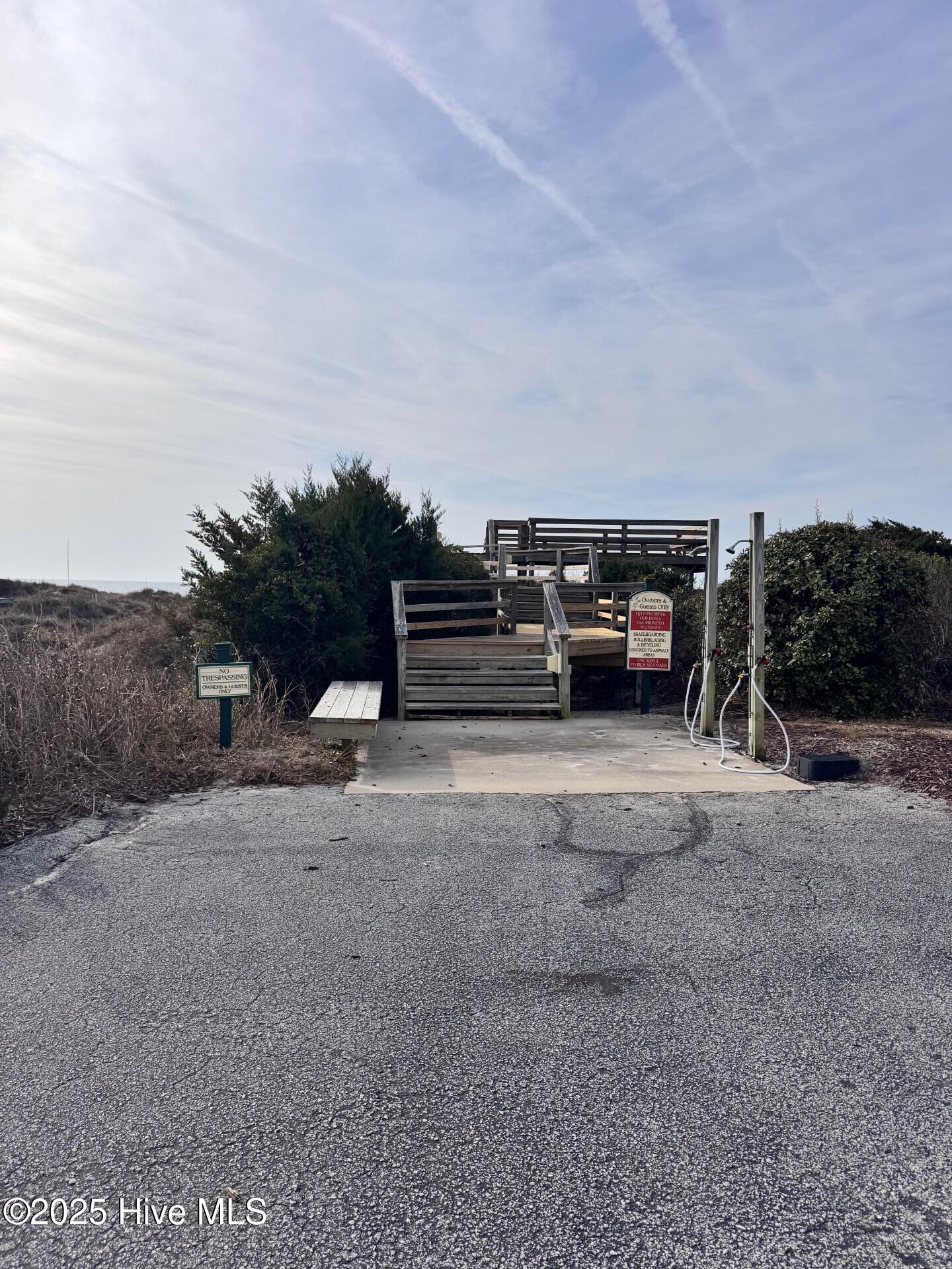 100494950 | Photo 44