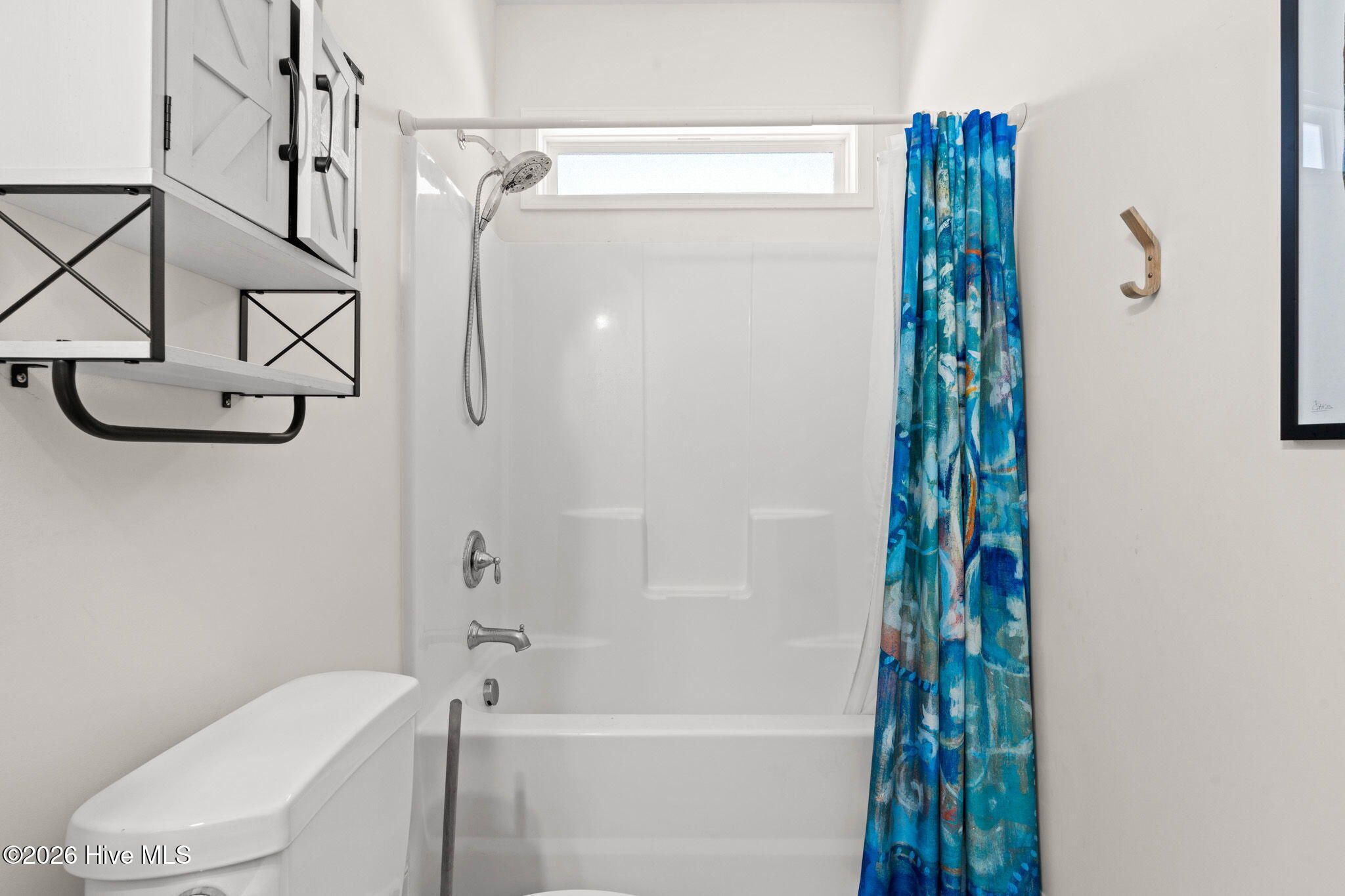 100564340 | Photo 17