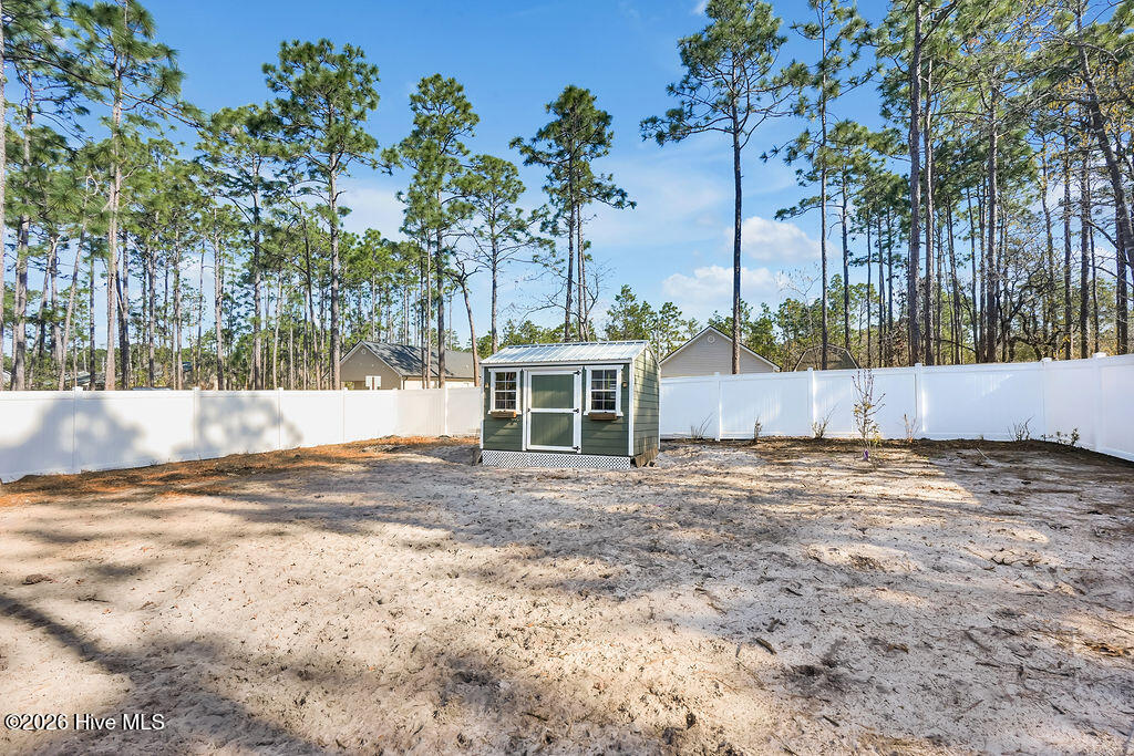 100560023 | Photo 15