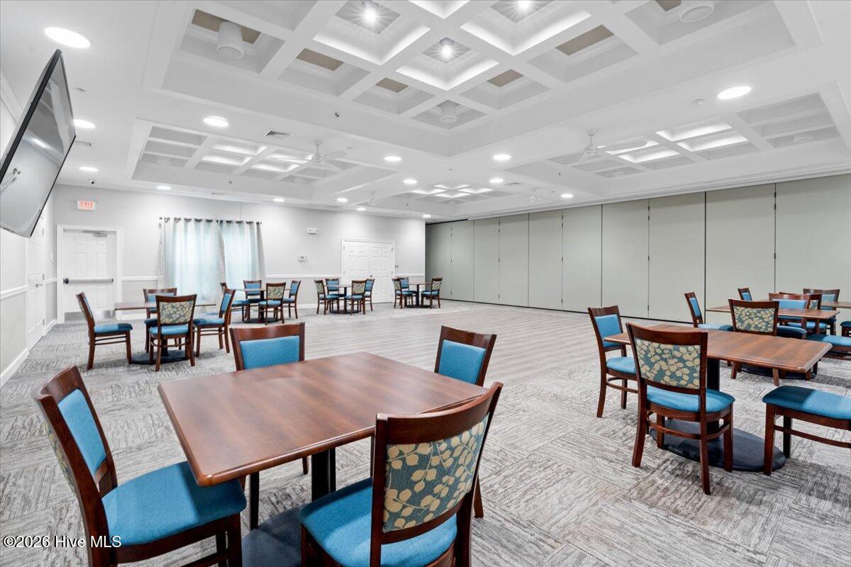 100508679 | Photo 60