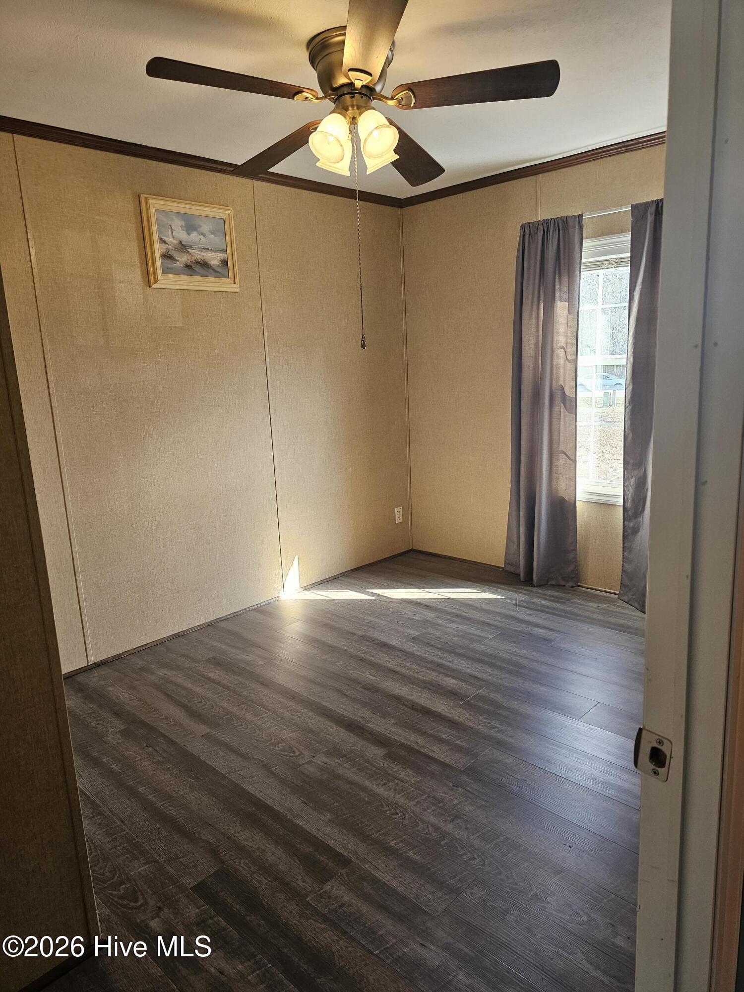 100557730 | Photo 17