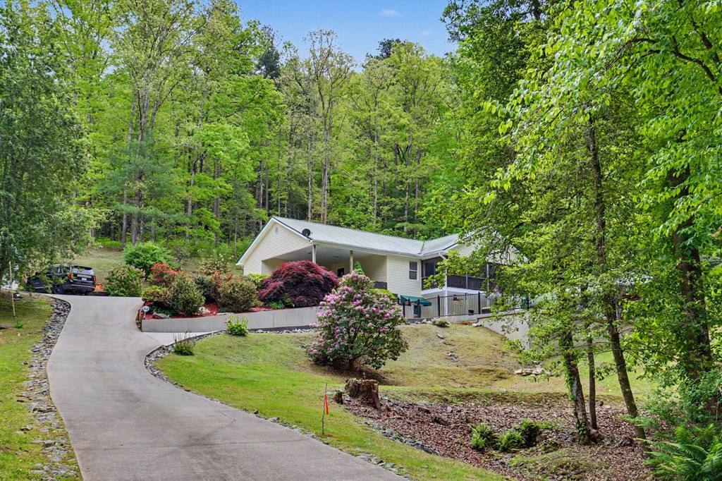 522 Fred Amos Road, Murphy, NC 28906 Listing Photo  36