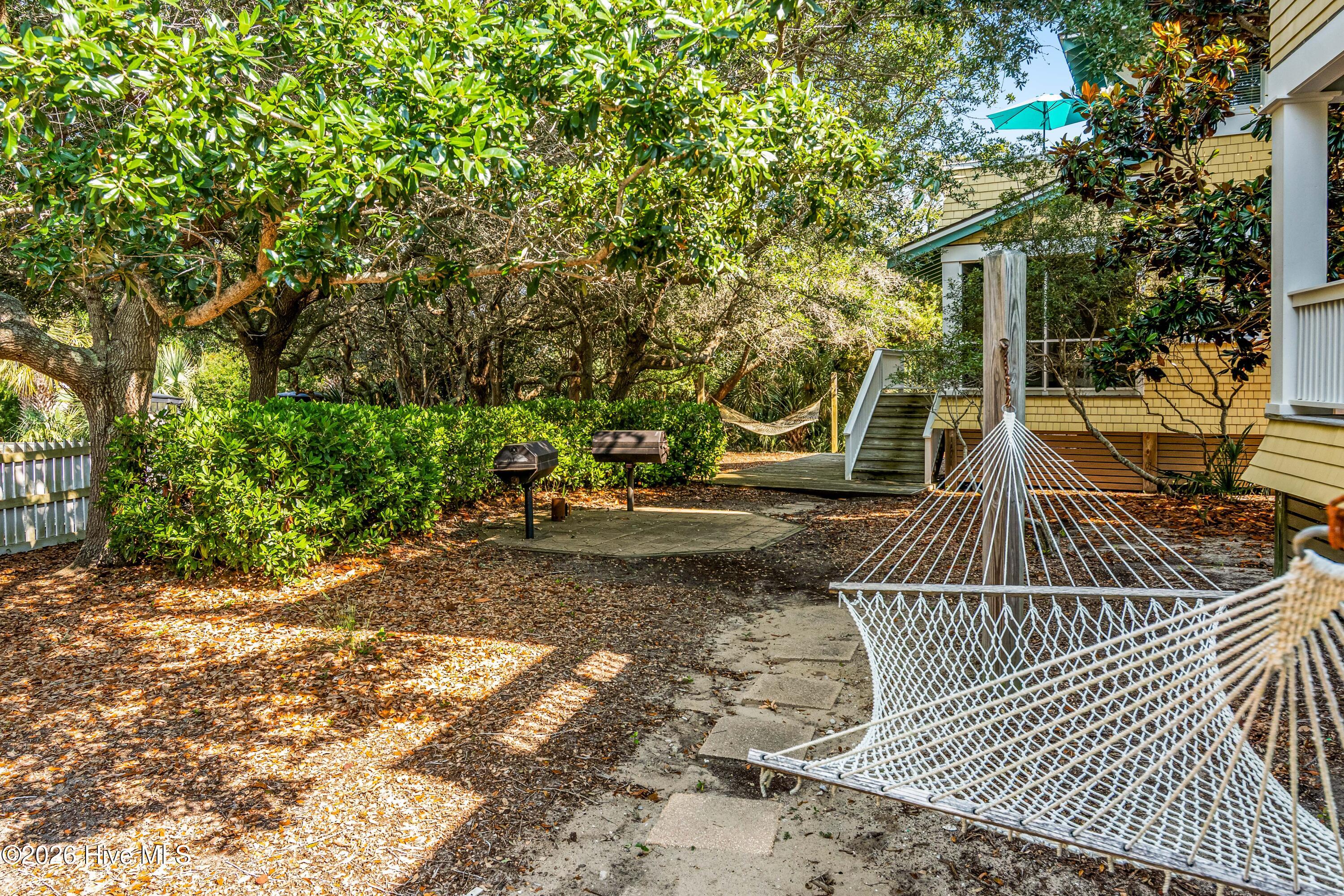 100565822 | Photo 12