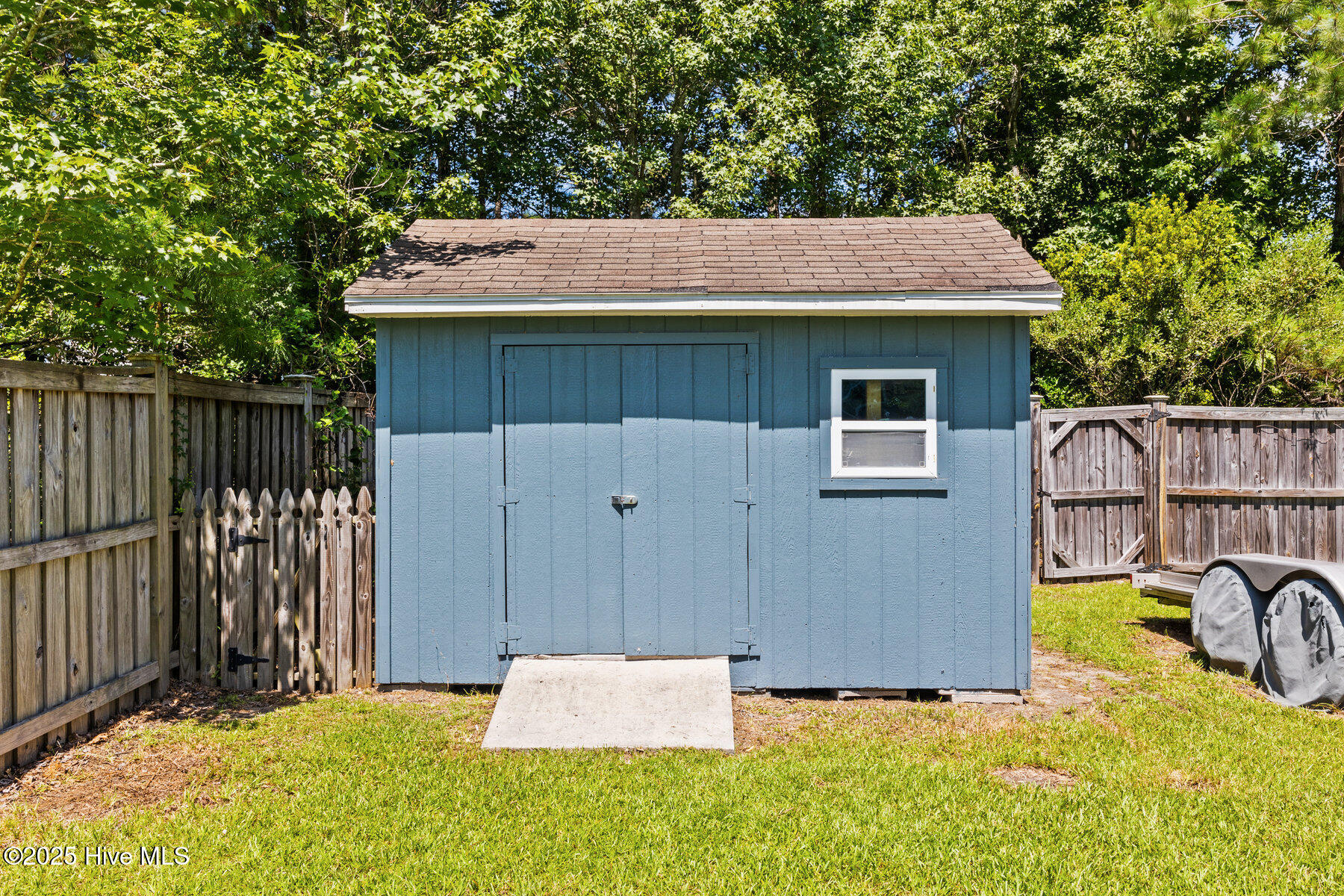 100521080 | Photo 40