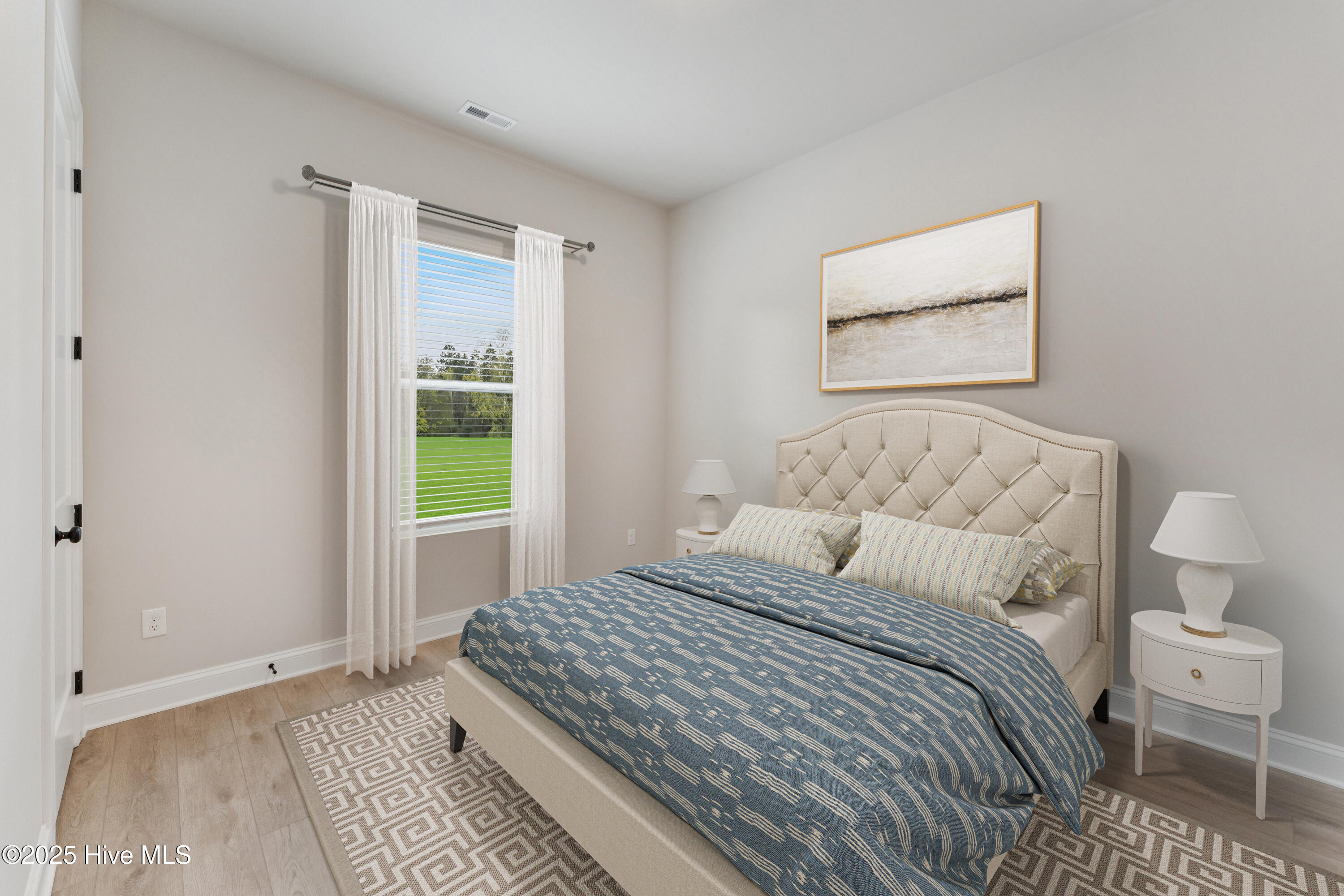 100556601 | Photo 14